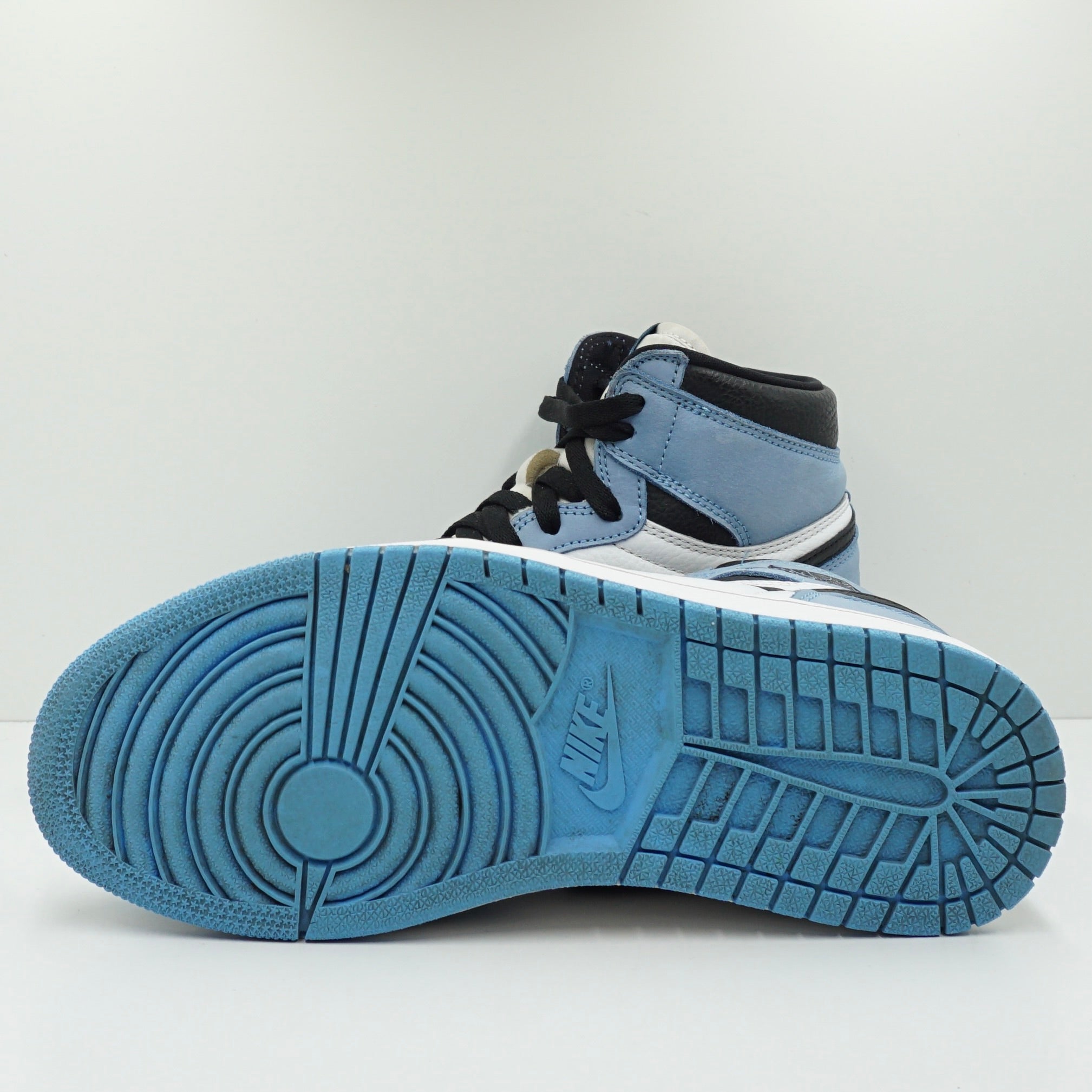 Jordan 1 Retro High OG University Blue