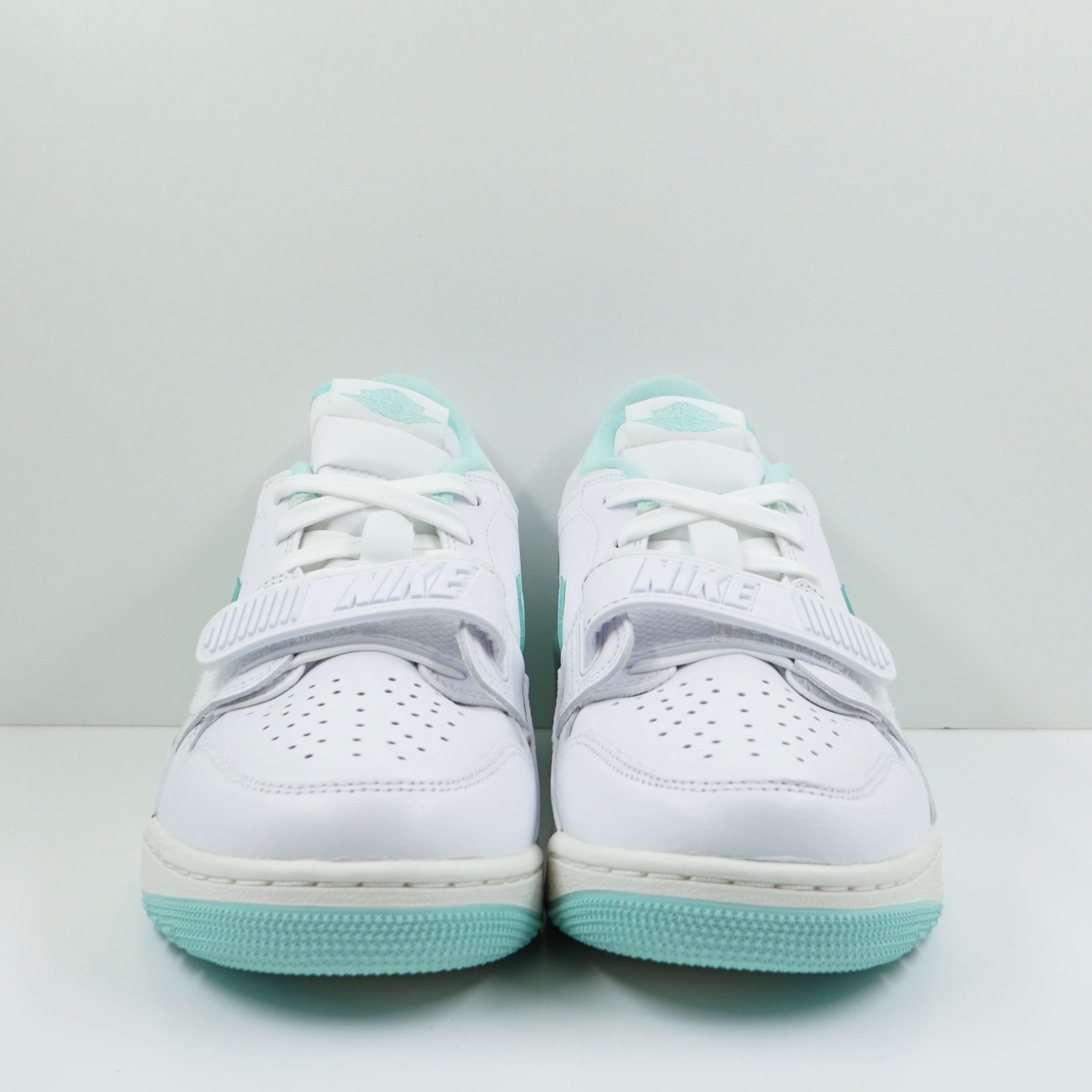 Jordan Legacy 312 Low White Light Dew (W)