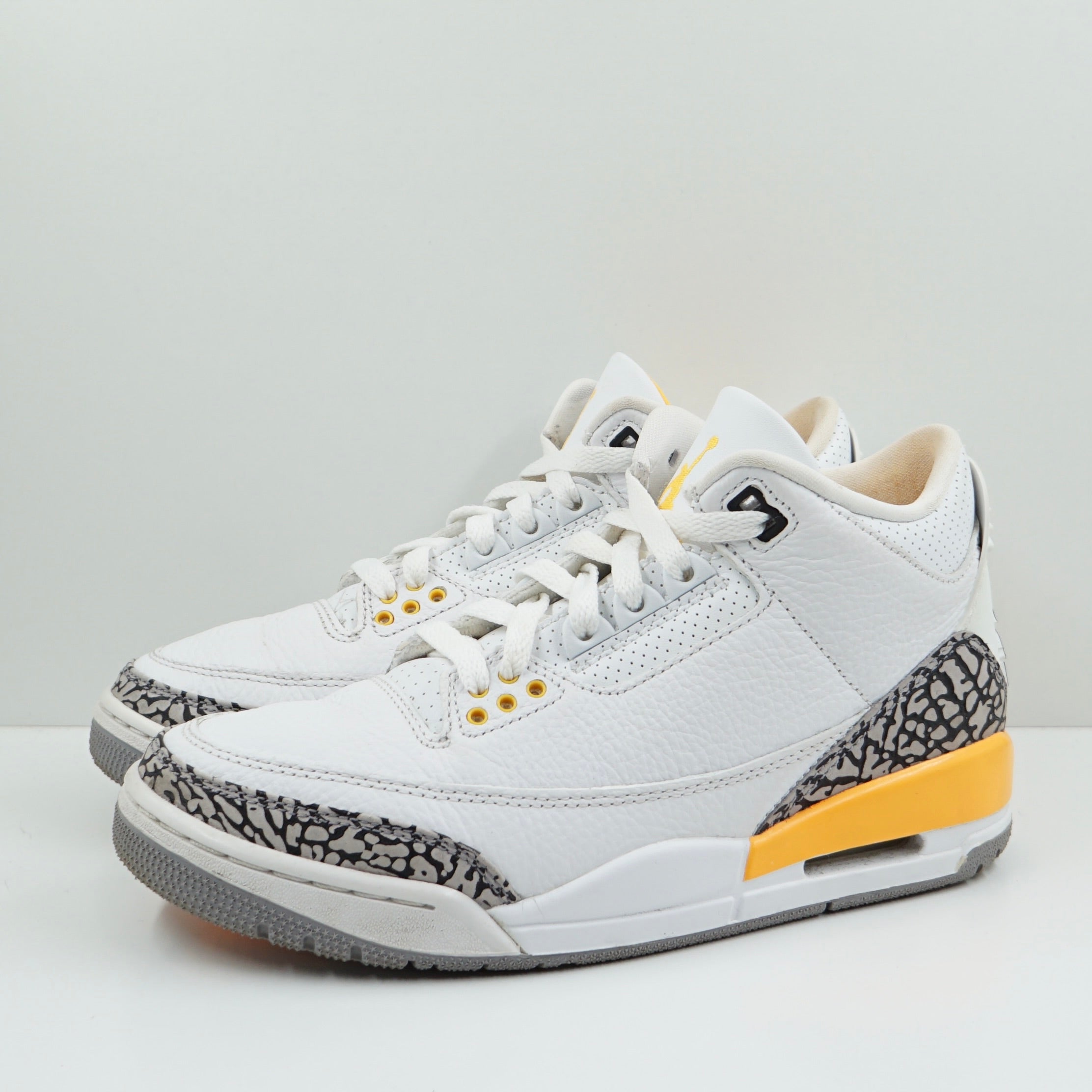 Jordan 3 Retro Laser Orange (W)
