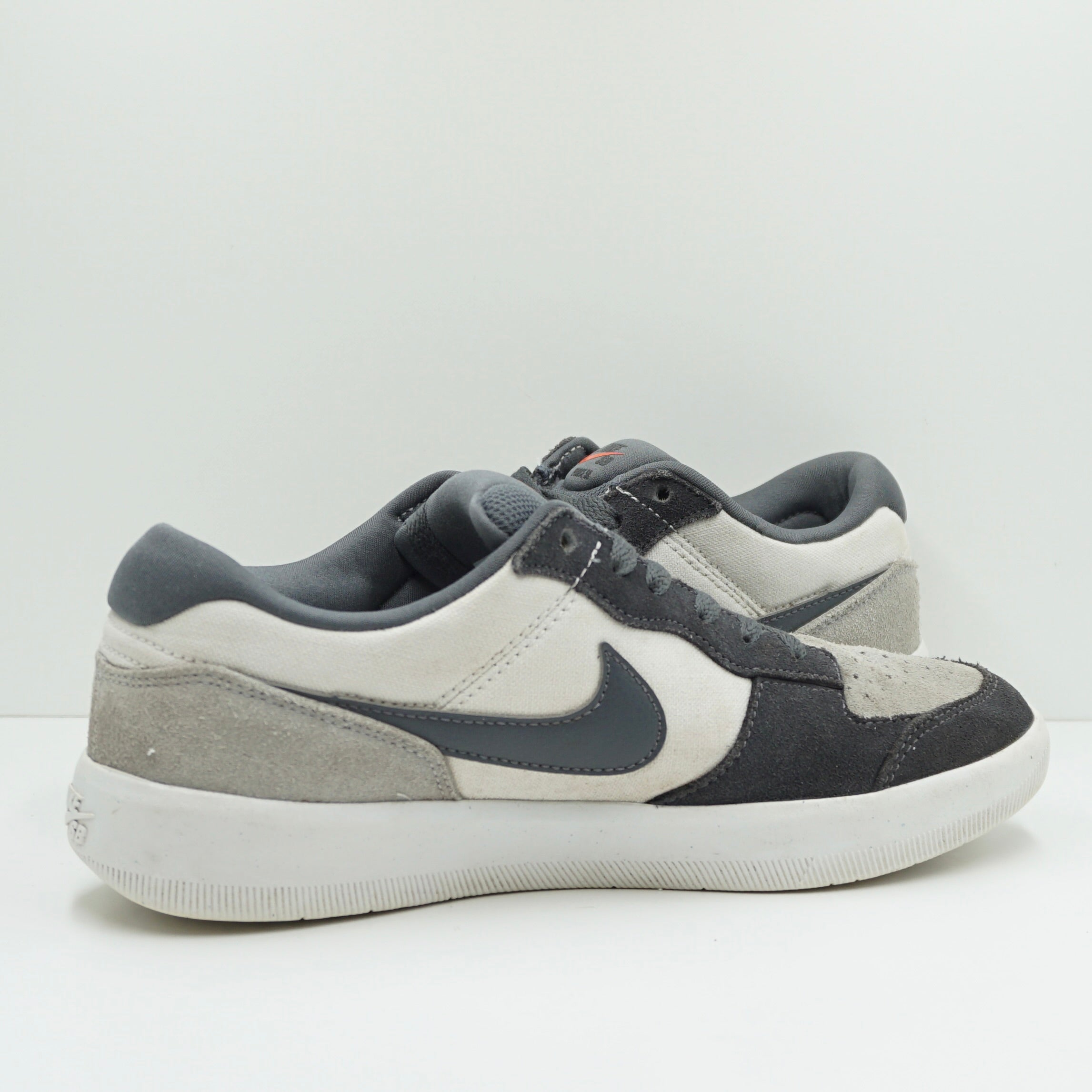 Nike SB Force 58 Dark Grey White