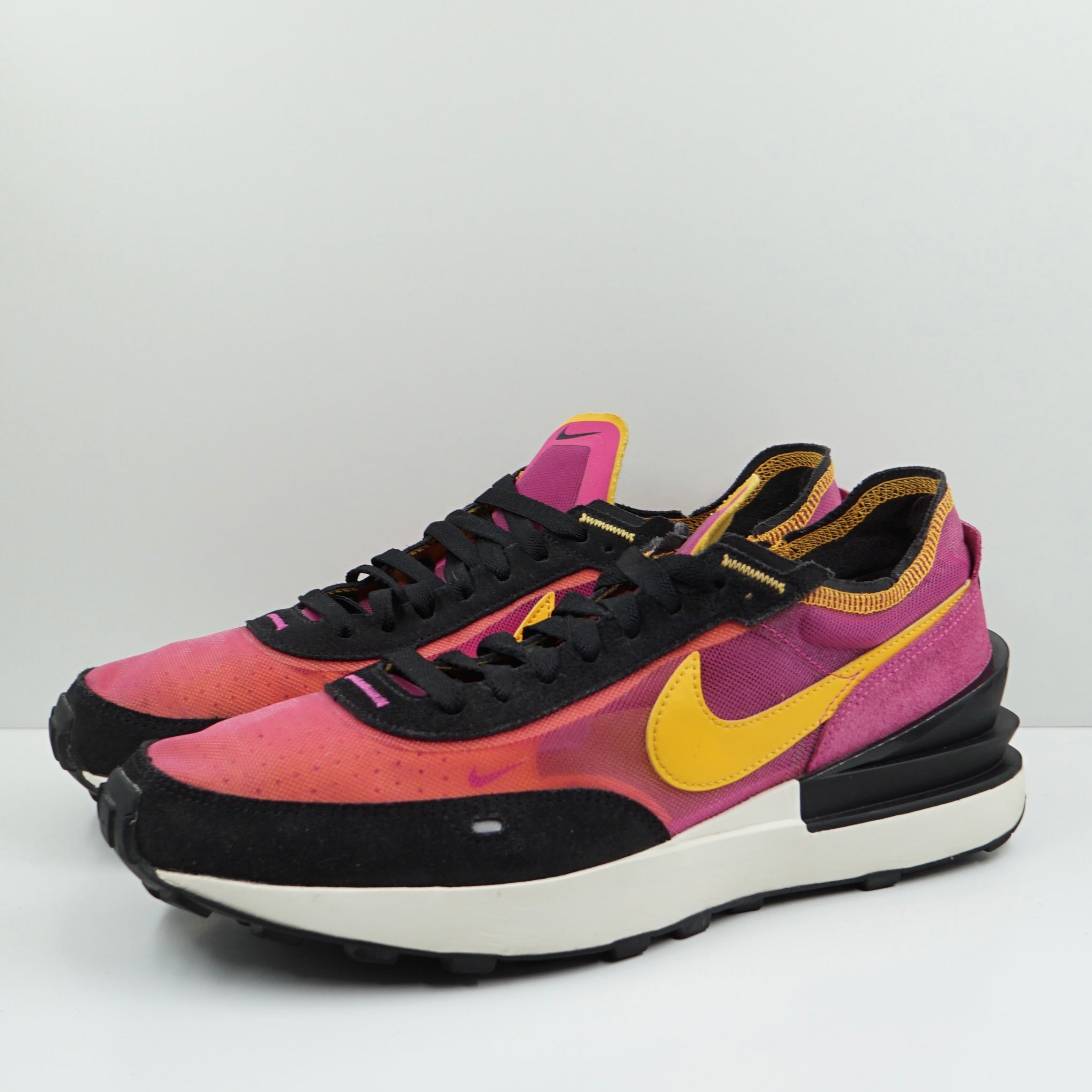 Nike Waffle One Active Fuchsia