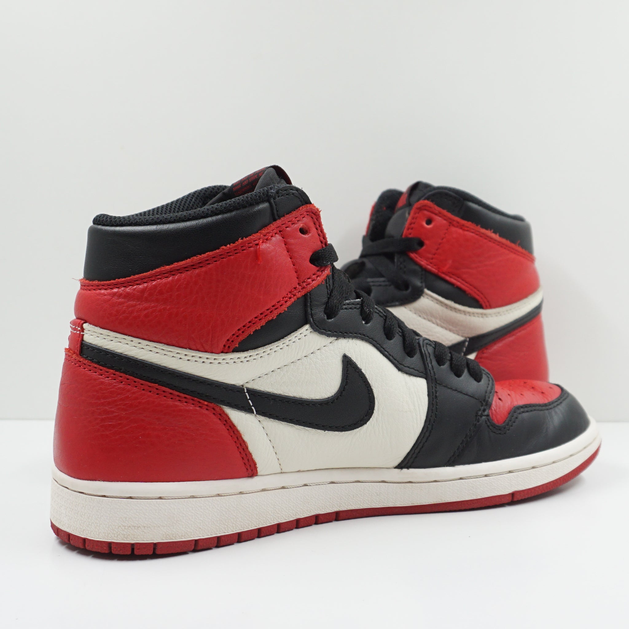 Jordan 1 Retro High Bred Toe