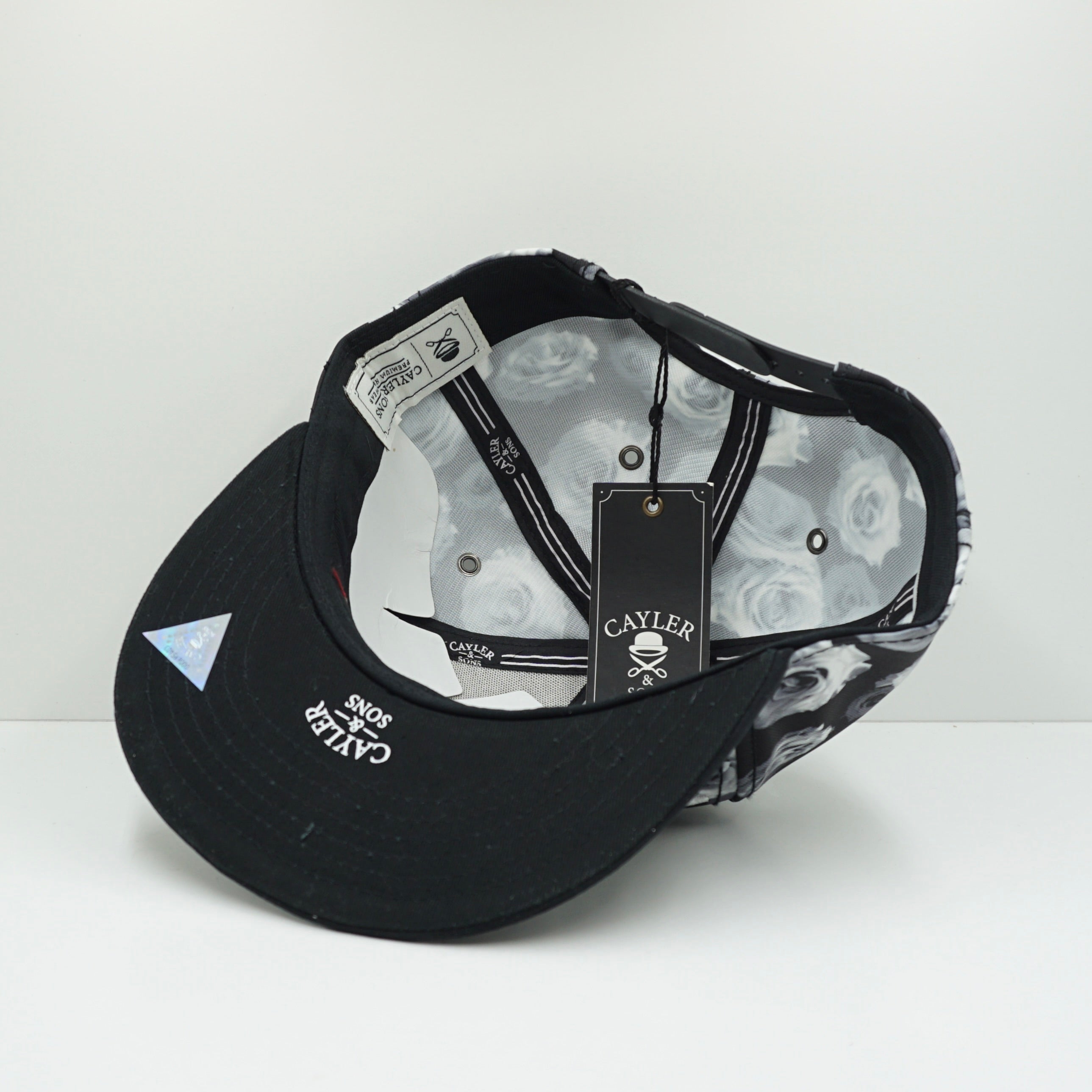 Cayler & Sons Paris Cité Black Grey Snapback Cap