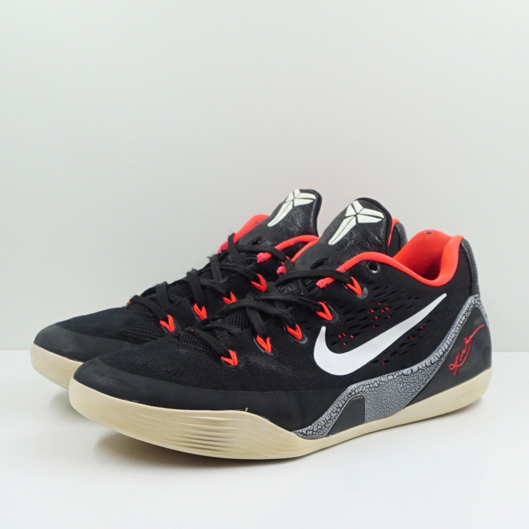 Nike Kobe 9 EM Low Laser Crimson