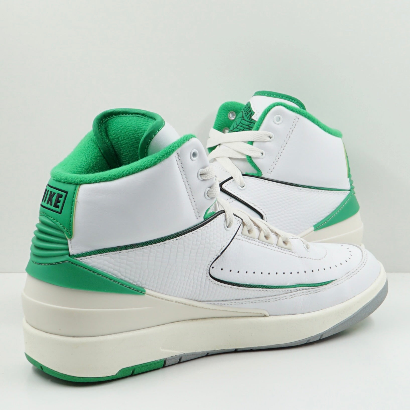 Jordan 2 Retro Lucky Green