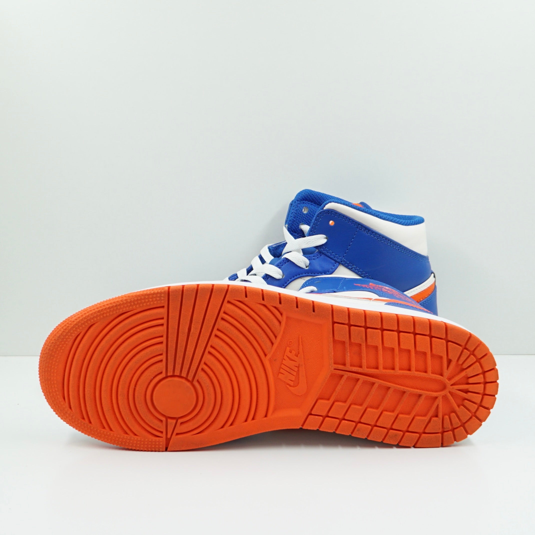 Jordan 1 Mid Knicks