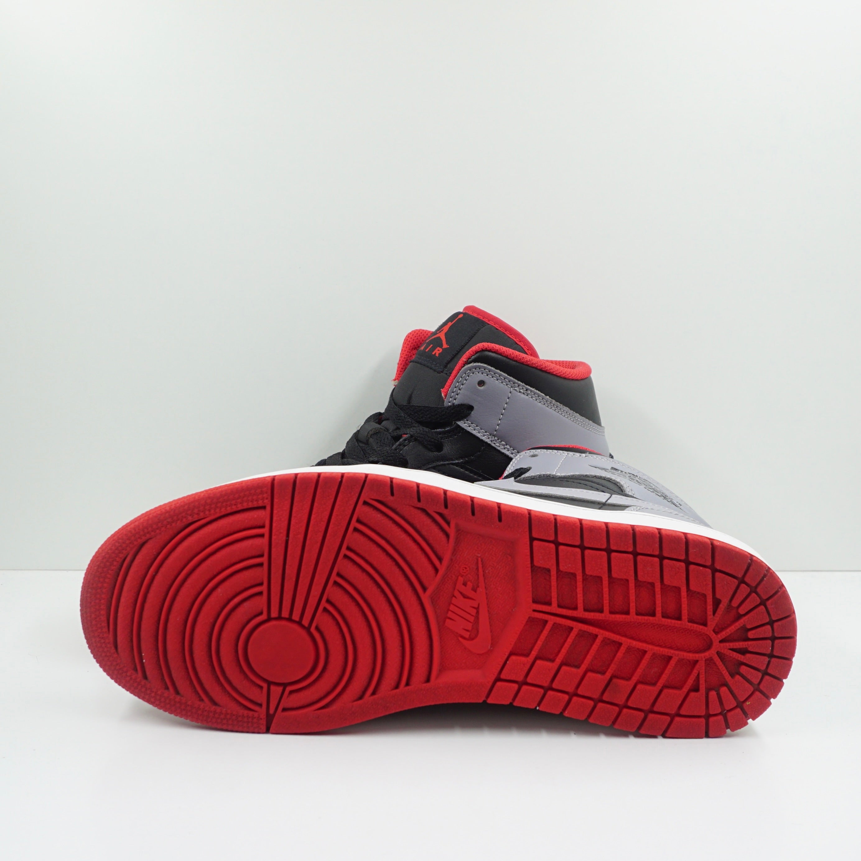 Jordan 1 Mid Bred Shadow