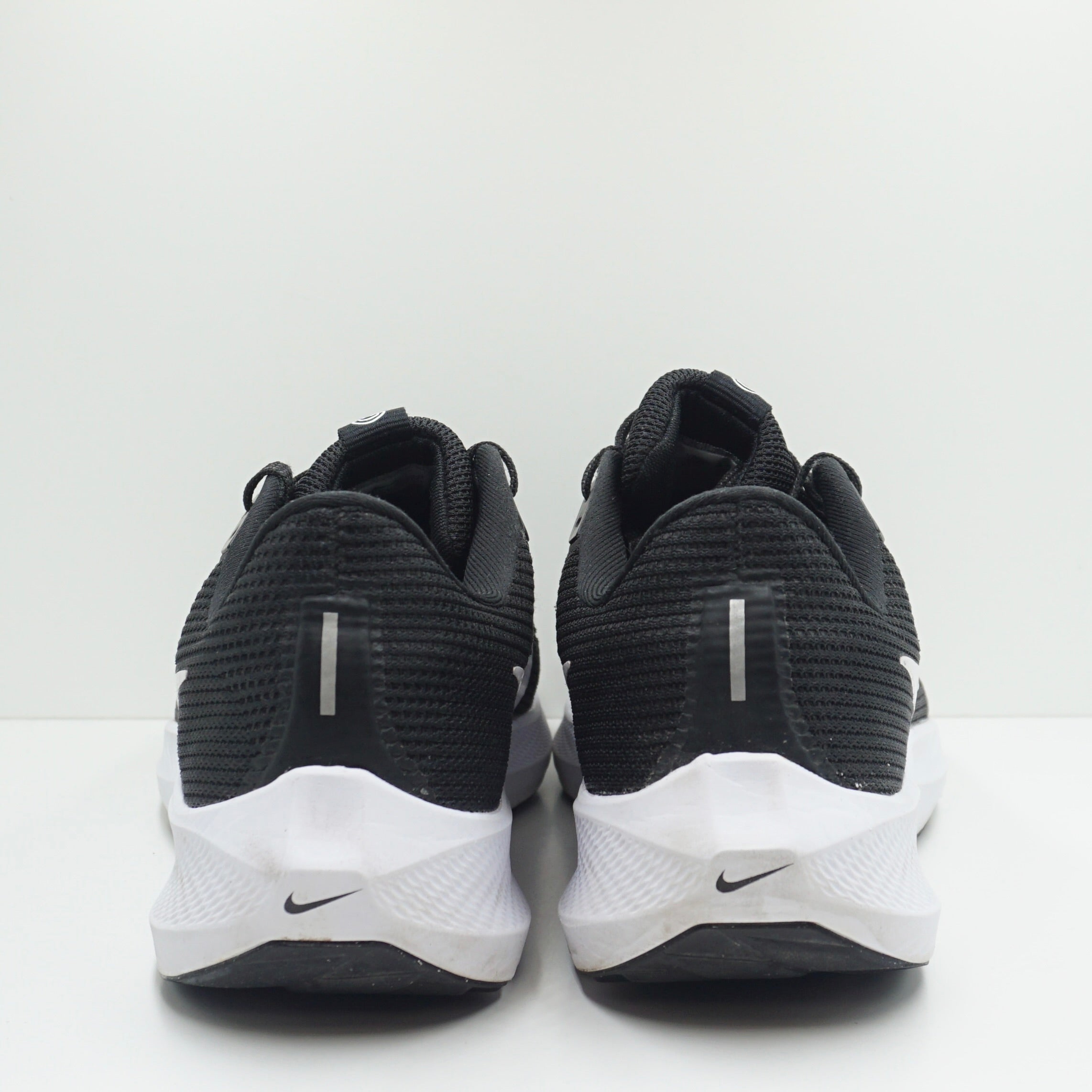 Nike Air Zoom Pegasus 40 Black White