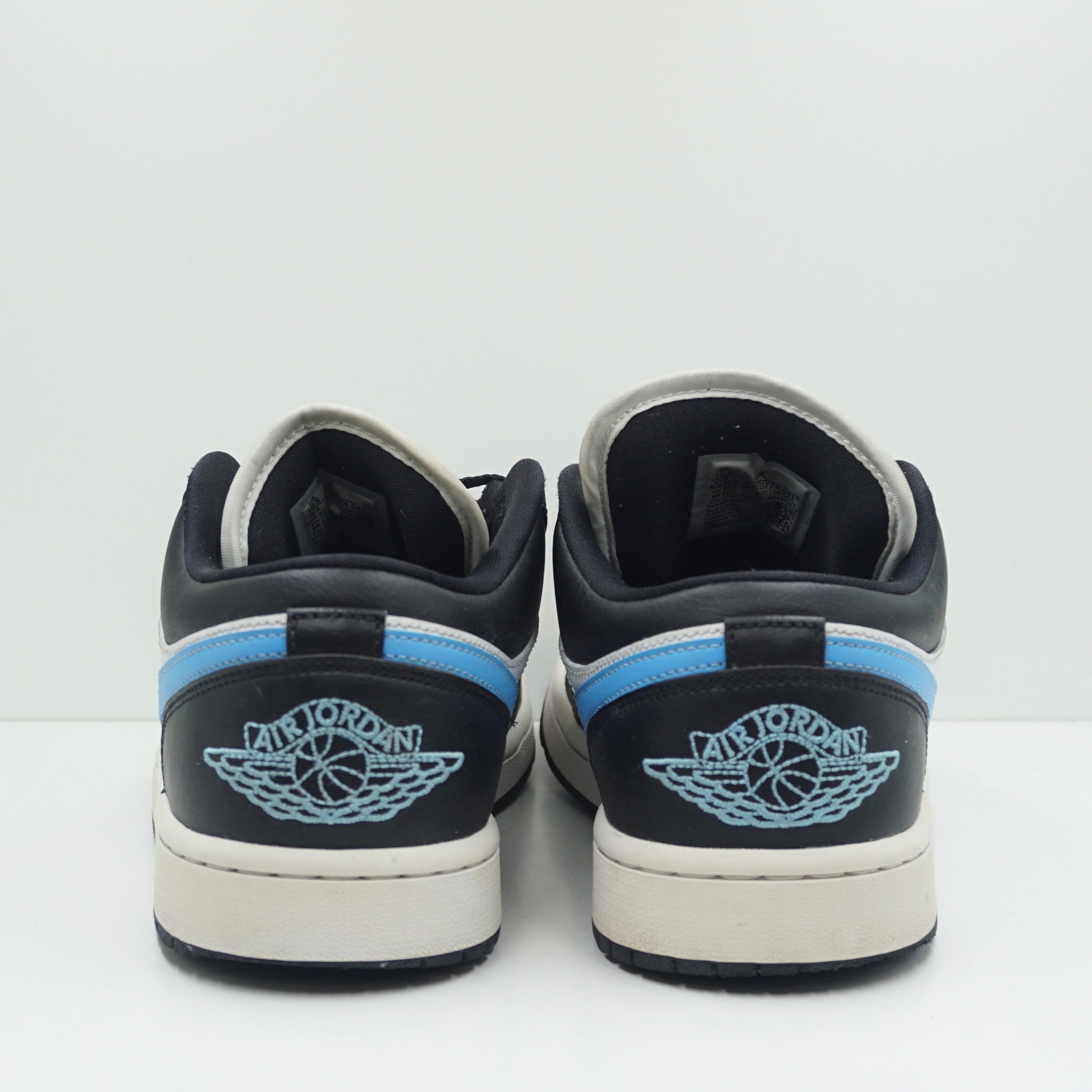 Jordan 1 Low Black University Blue White (W)