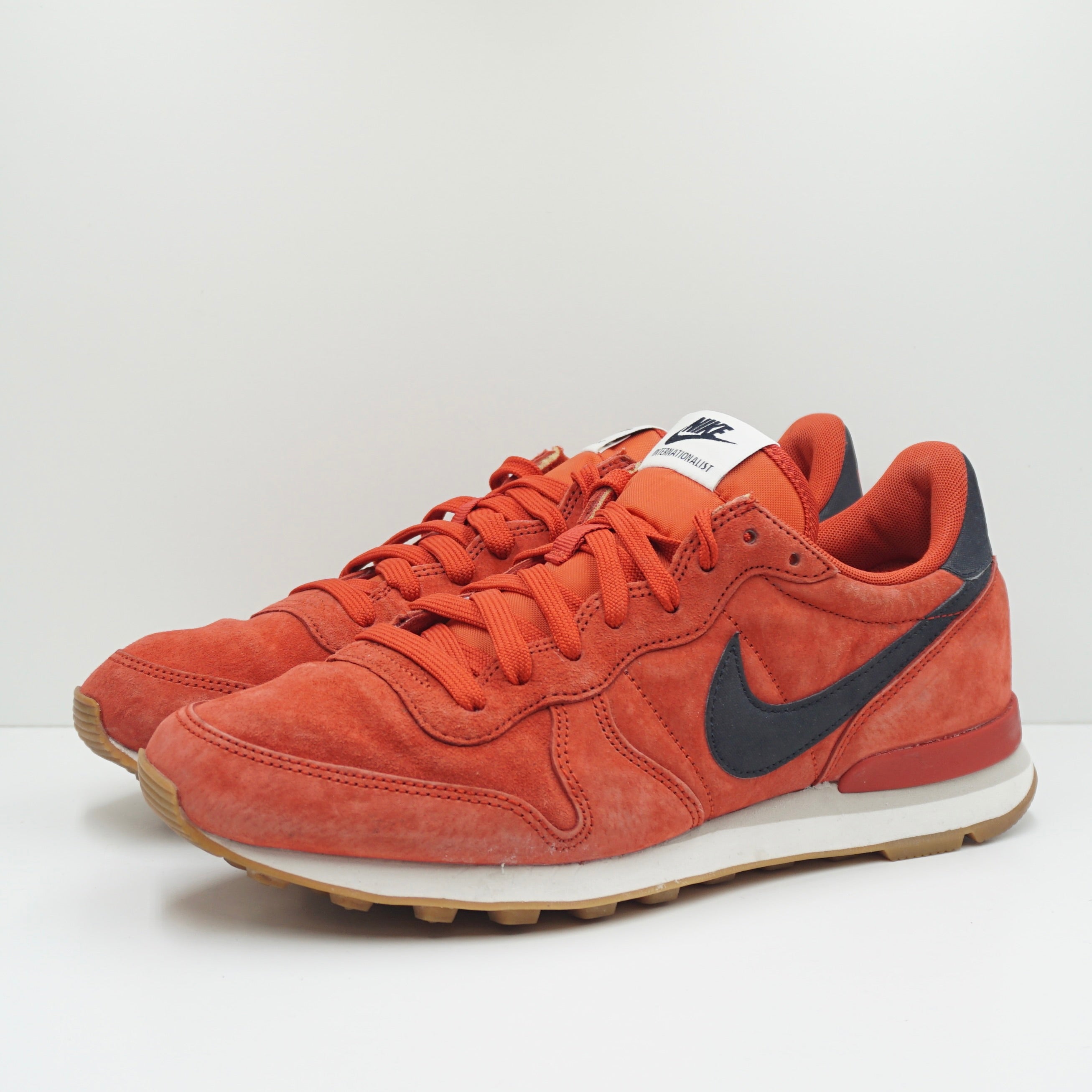Nike Internationalist Red Suede