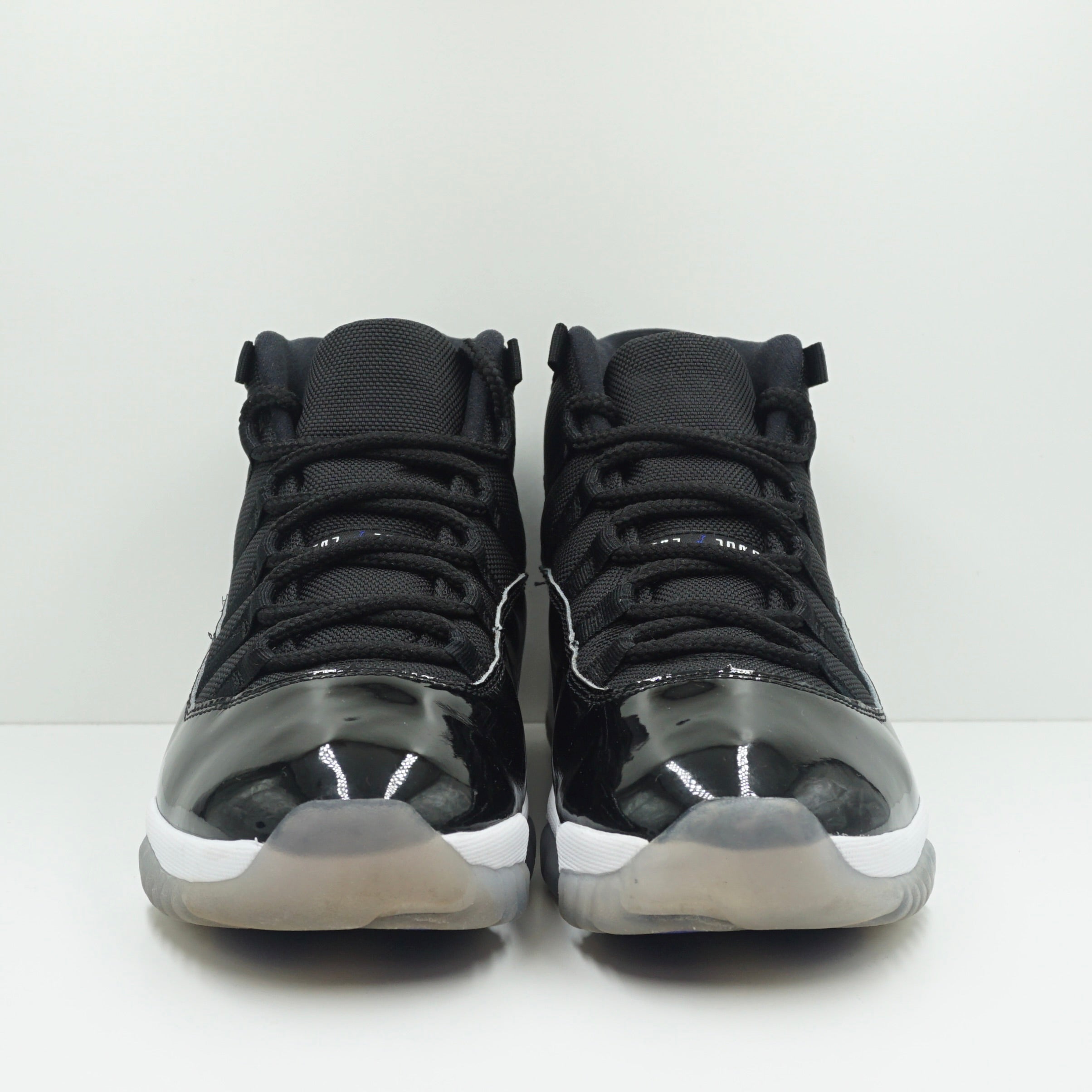 Jordan 11 Retro Space Jam (2016)