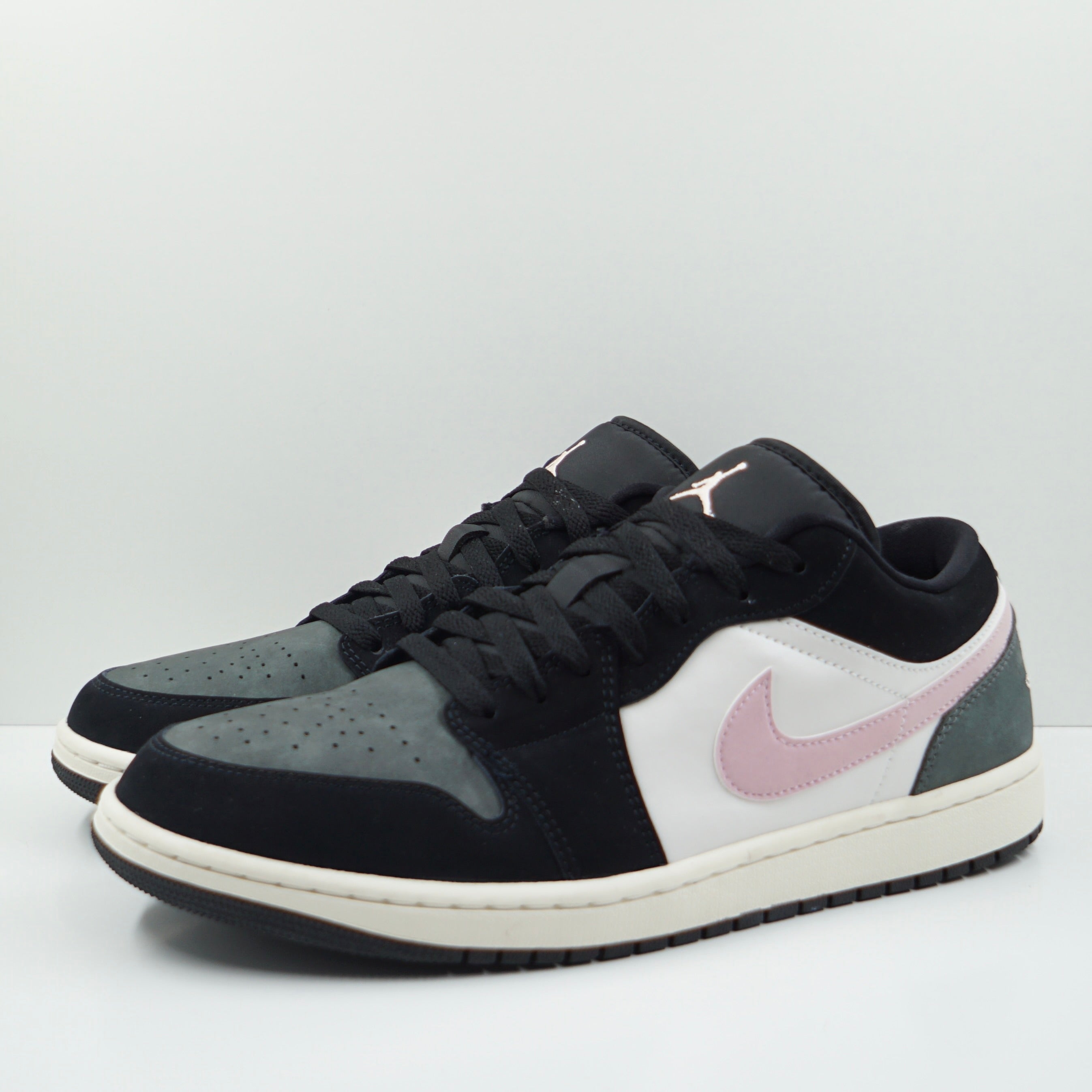Jordan 1 Low SE Black & Pinksicle