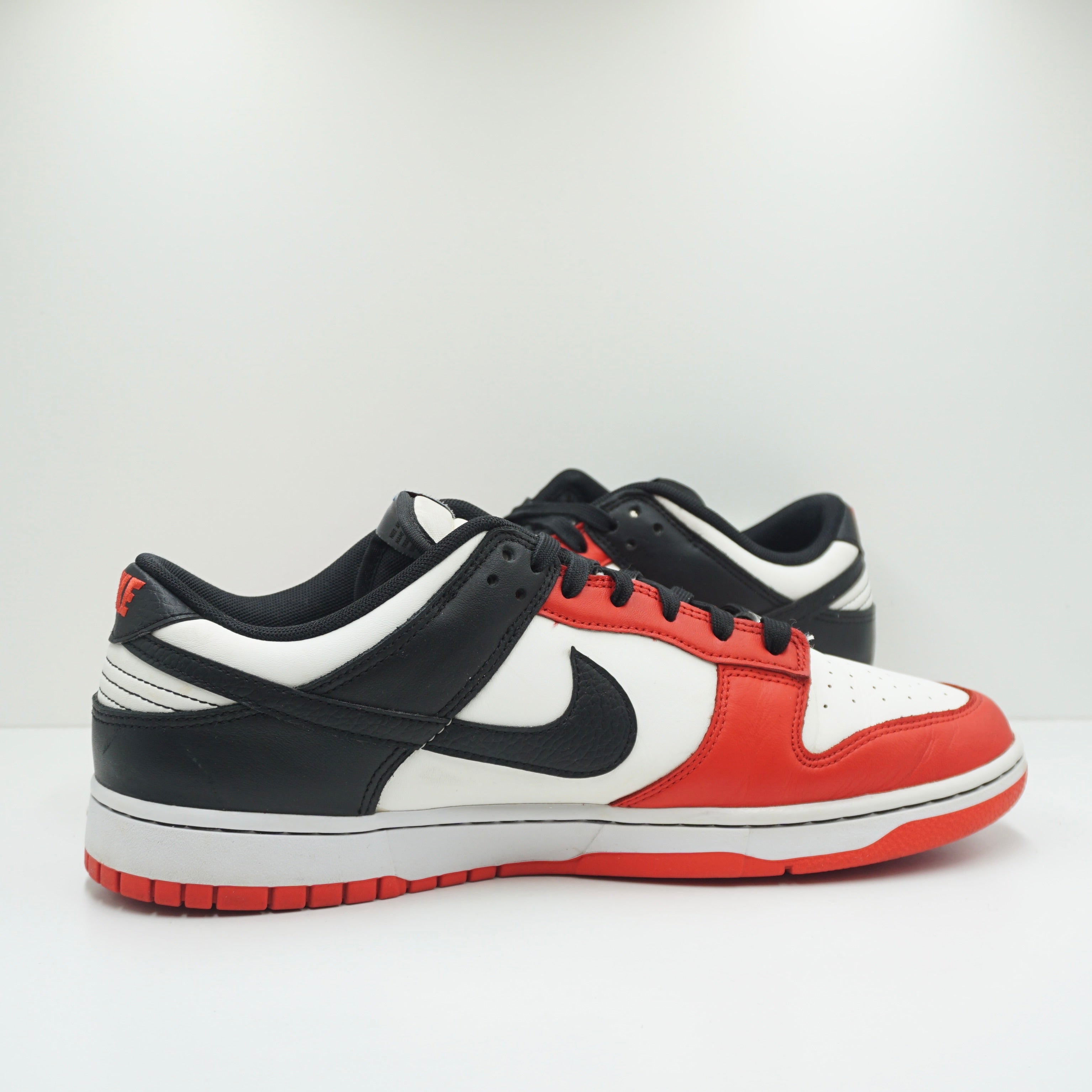 Nike Dunk Low EMB NBA 75th Anniversary Chicago