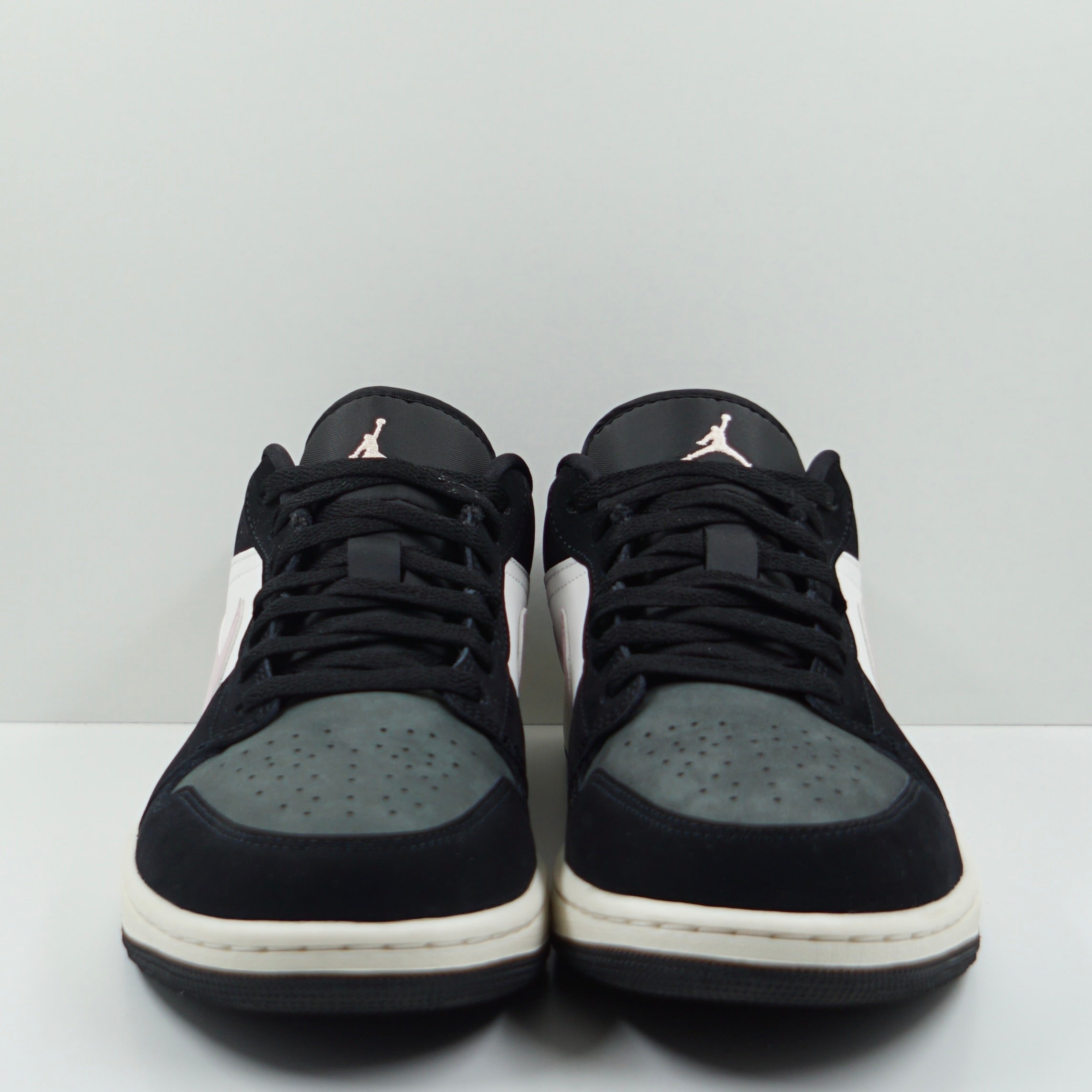 Jordan 1 Low SE Black & Pinksicle