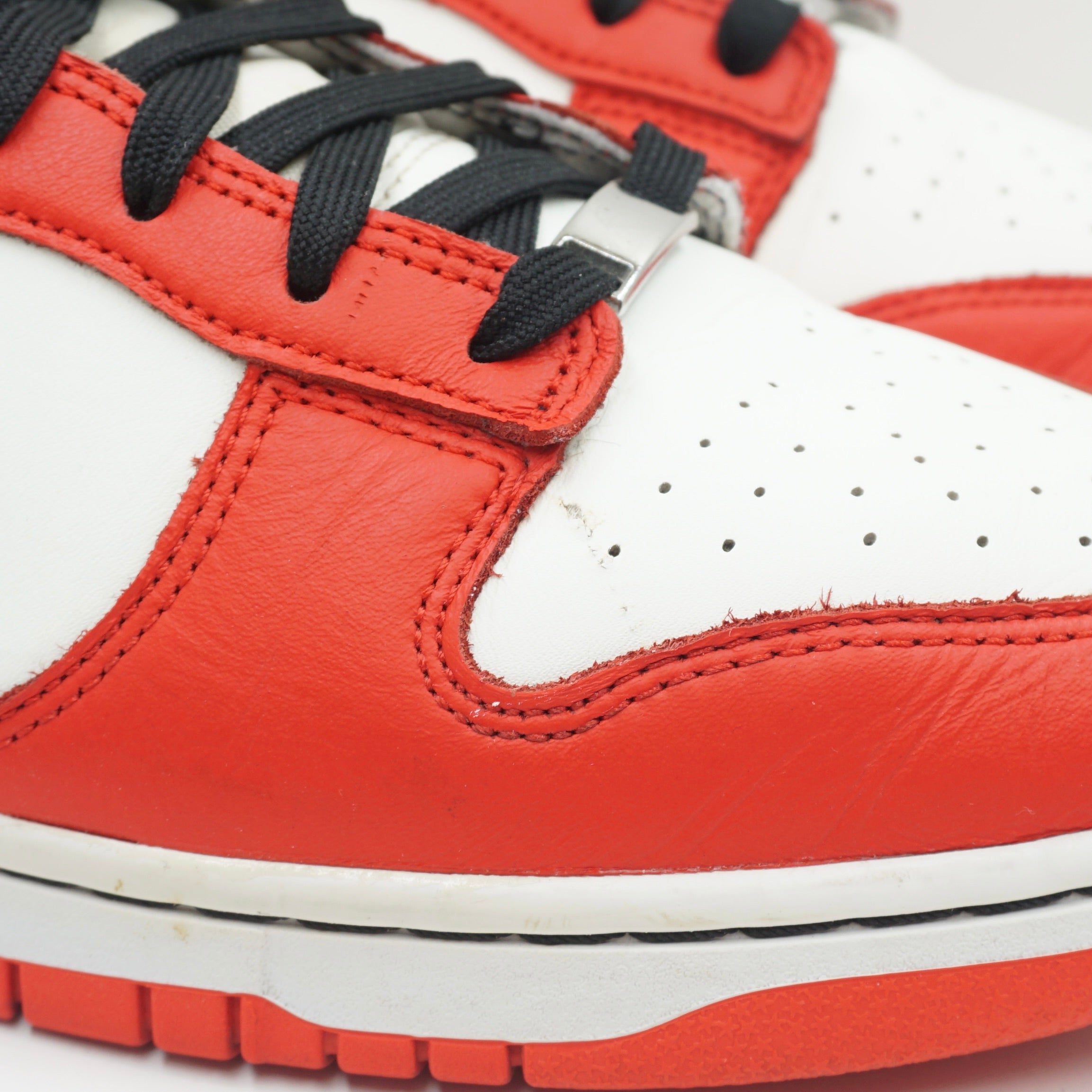 Nike Dunk Low EMB NBA 75th Anniversary Chicago