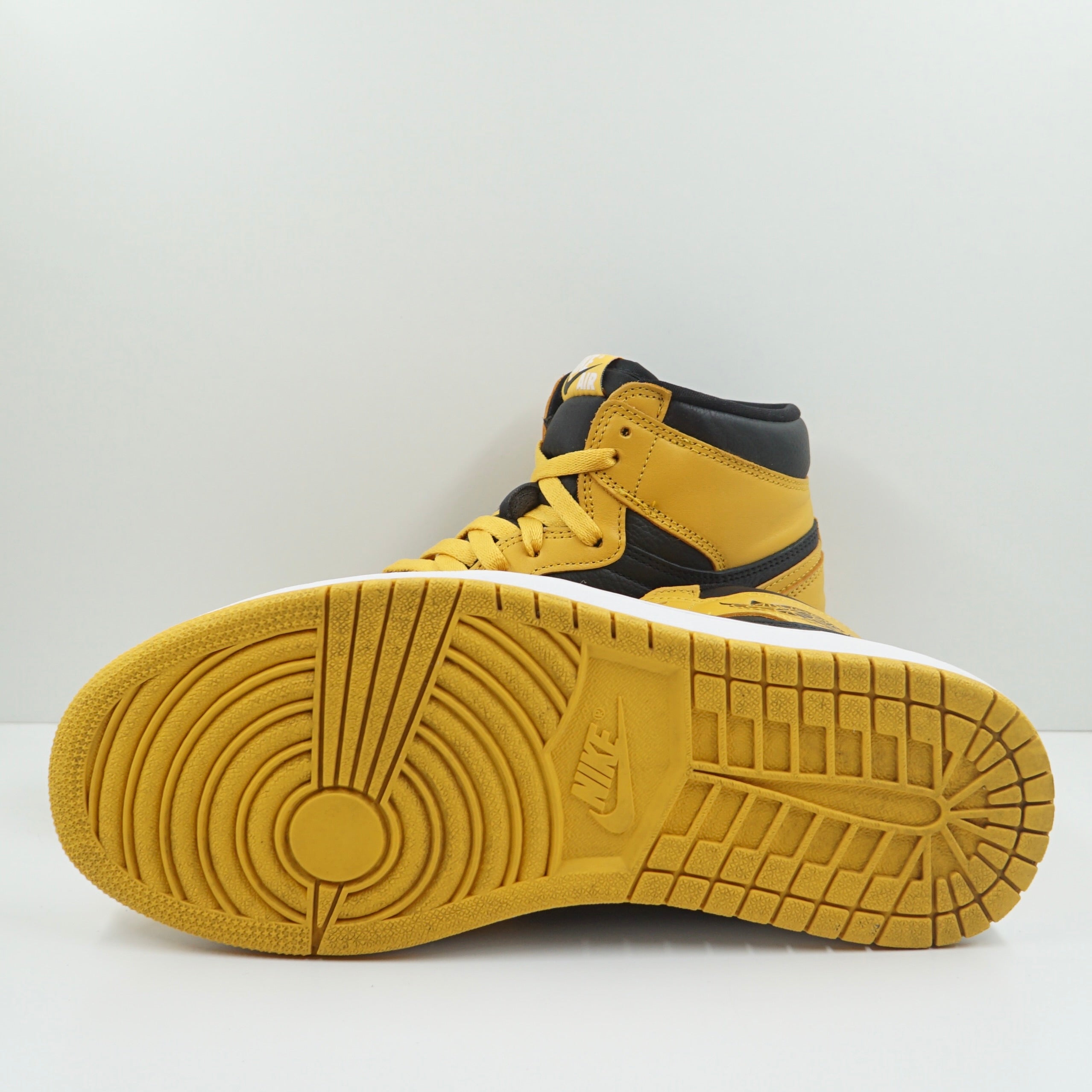 Jordan 1 Retro High Pollen