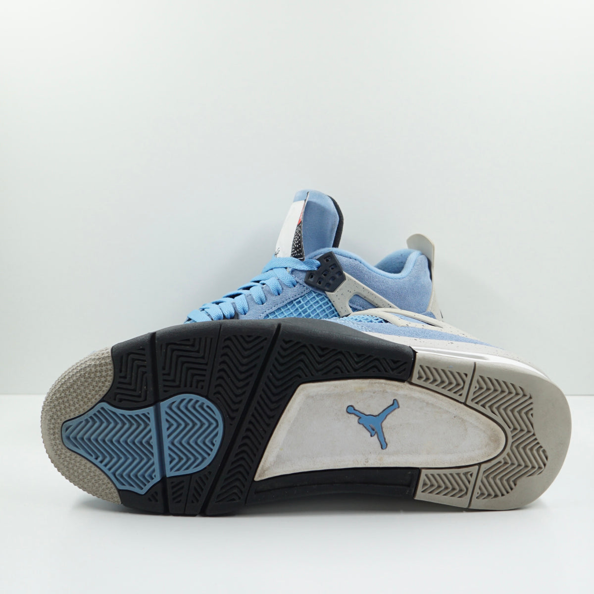 Jordan 4 Retro University Blue