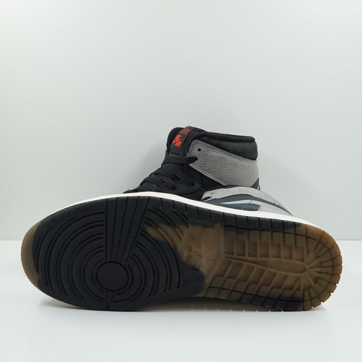 Jordan 1 Retro High Element Gore-Tex Black Particle Grey