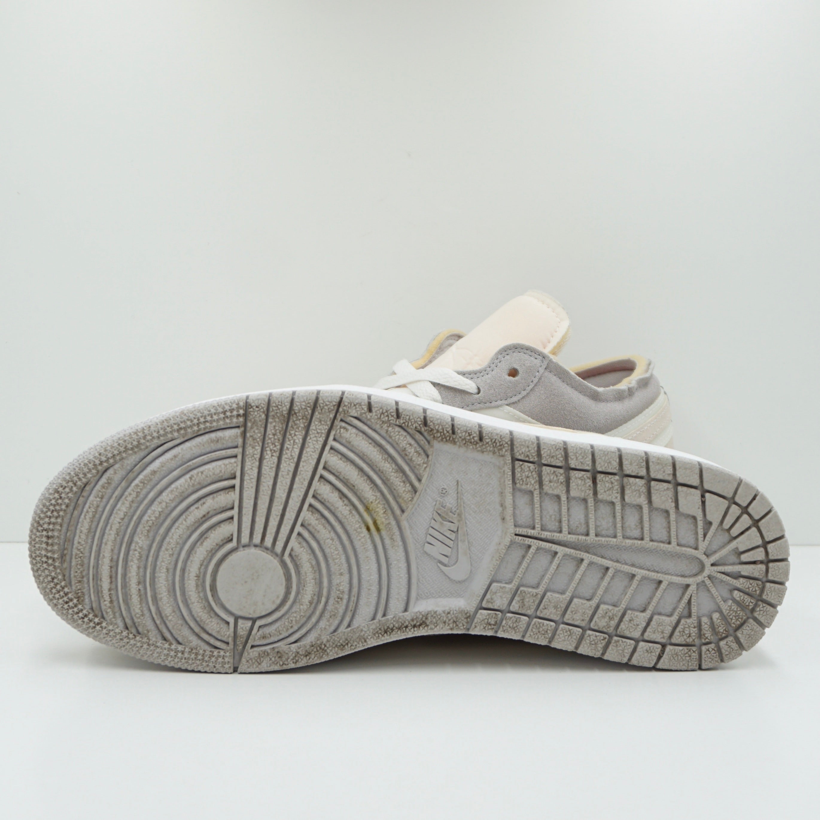 Jordan 1 Low SE Craft Inside Out White Phantom