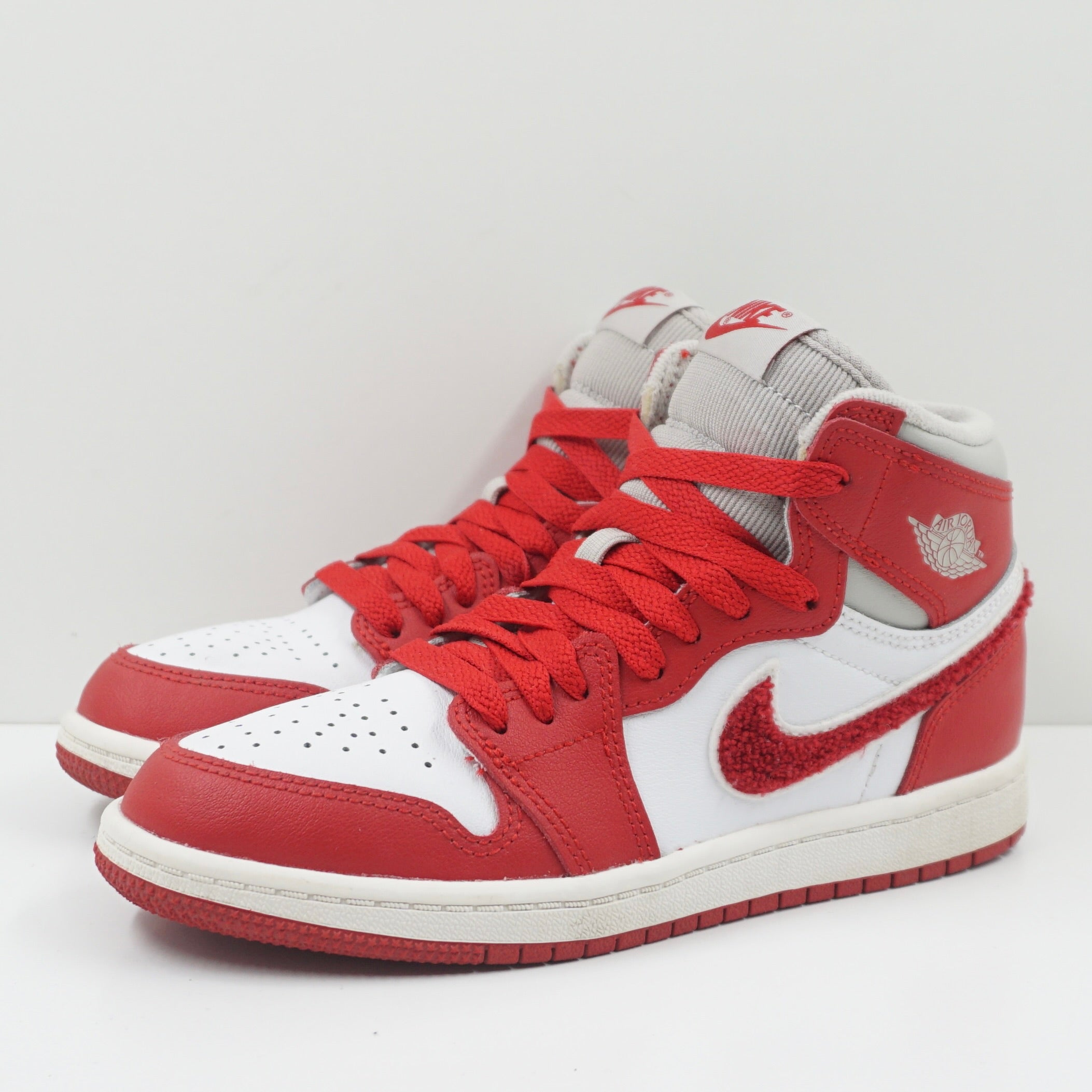 Jordan 1 Retro High OG Varsity Red (PS)