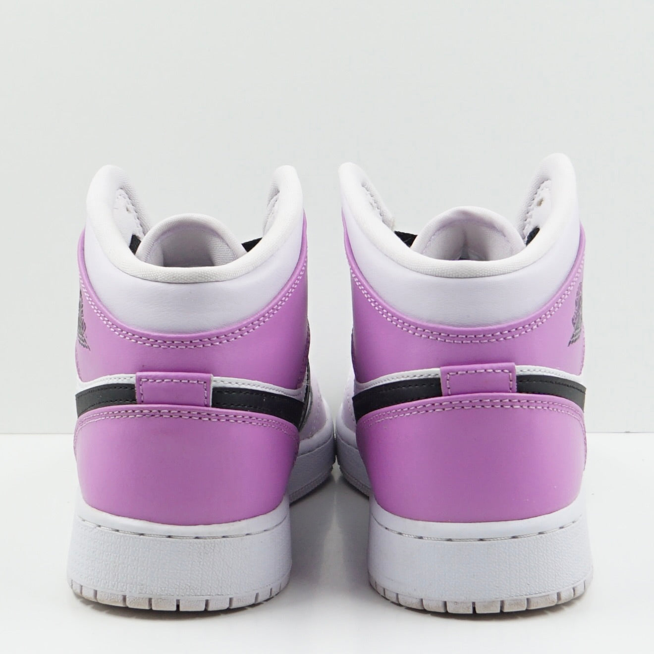 Jordan 1 Mid Barely Grape (GS)