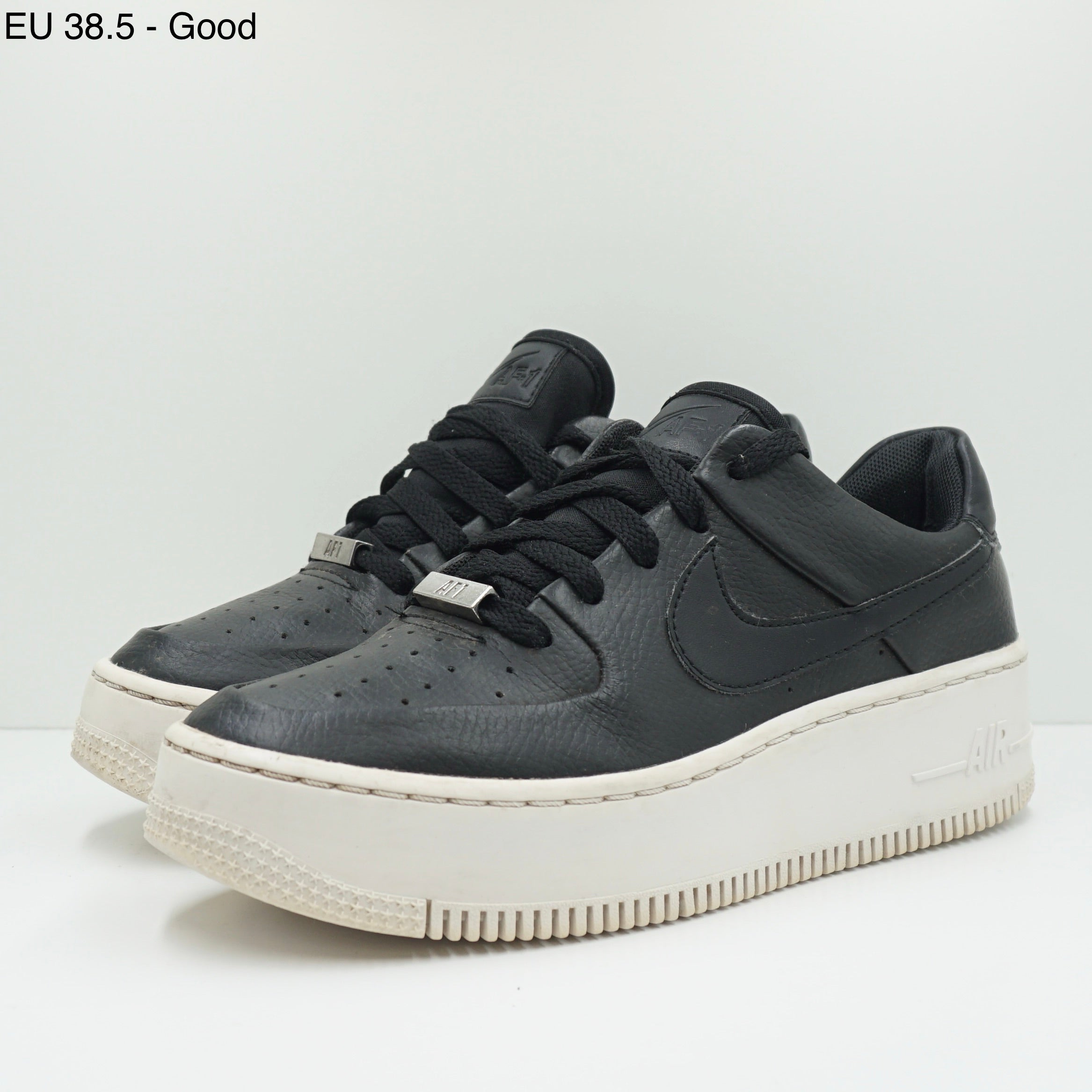 Nike Air Force 1 Sage Low Black White (W)