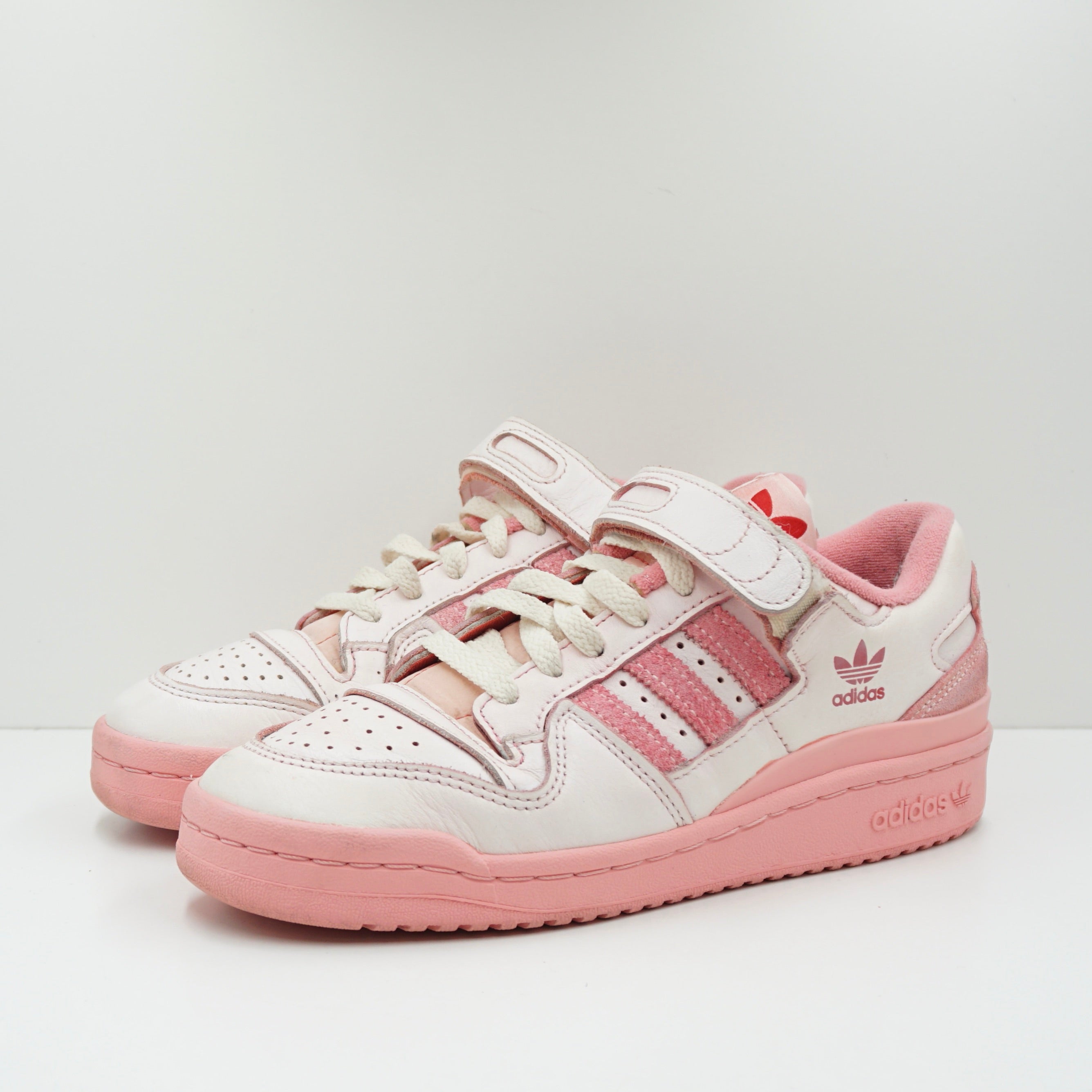 Adidas Forum 84 Low Pink at Home