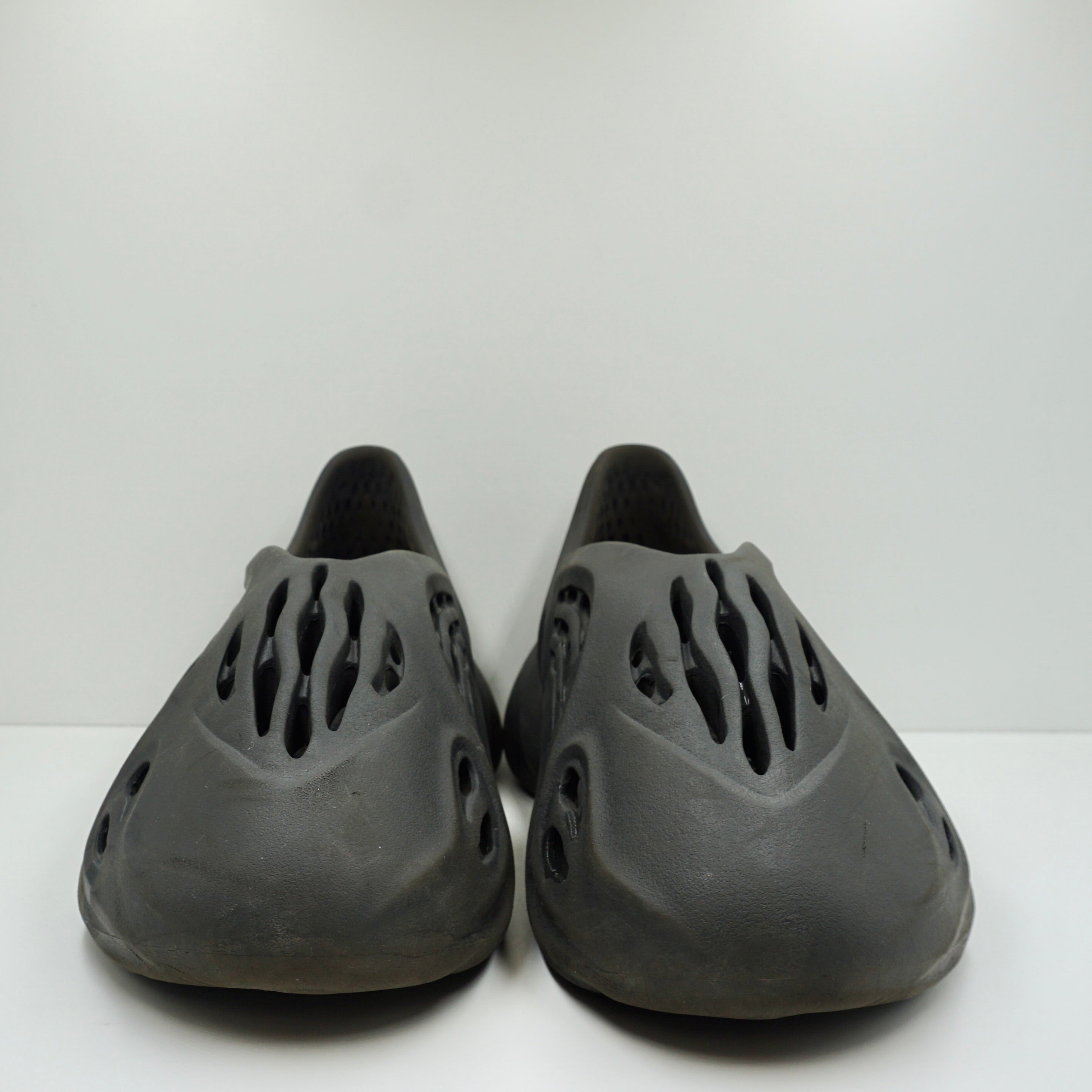 Adidas Yeezy Foam RNNR Onyx