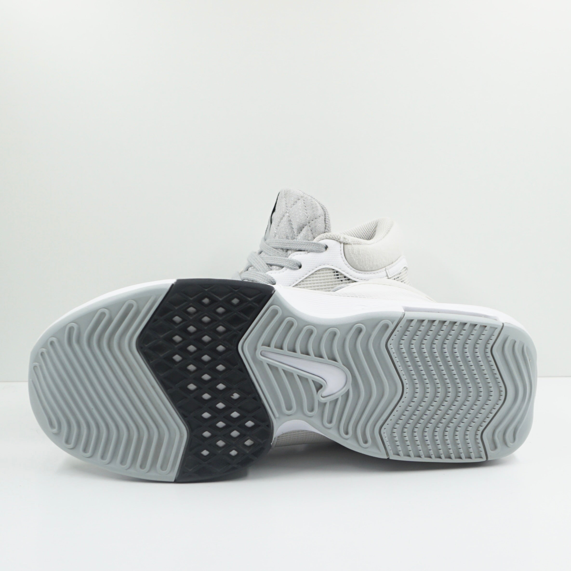 Nike LeBron Witness 8 White Light Smoke Grey
