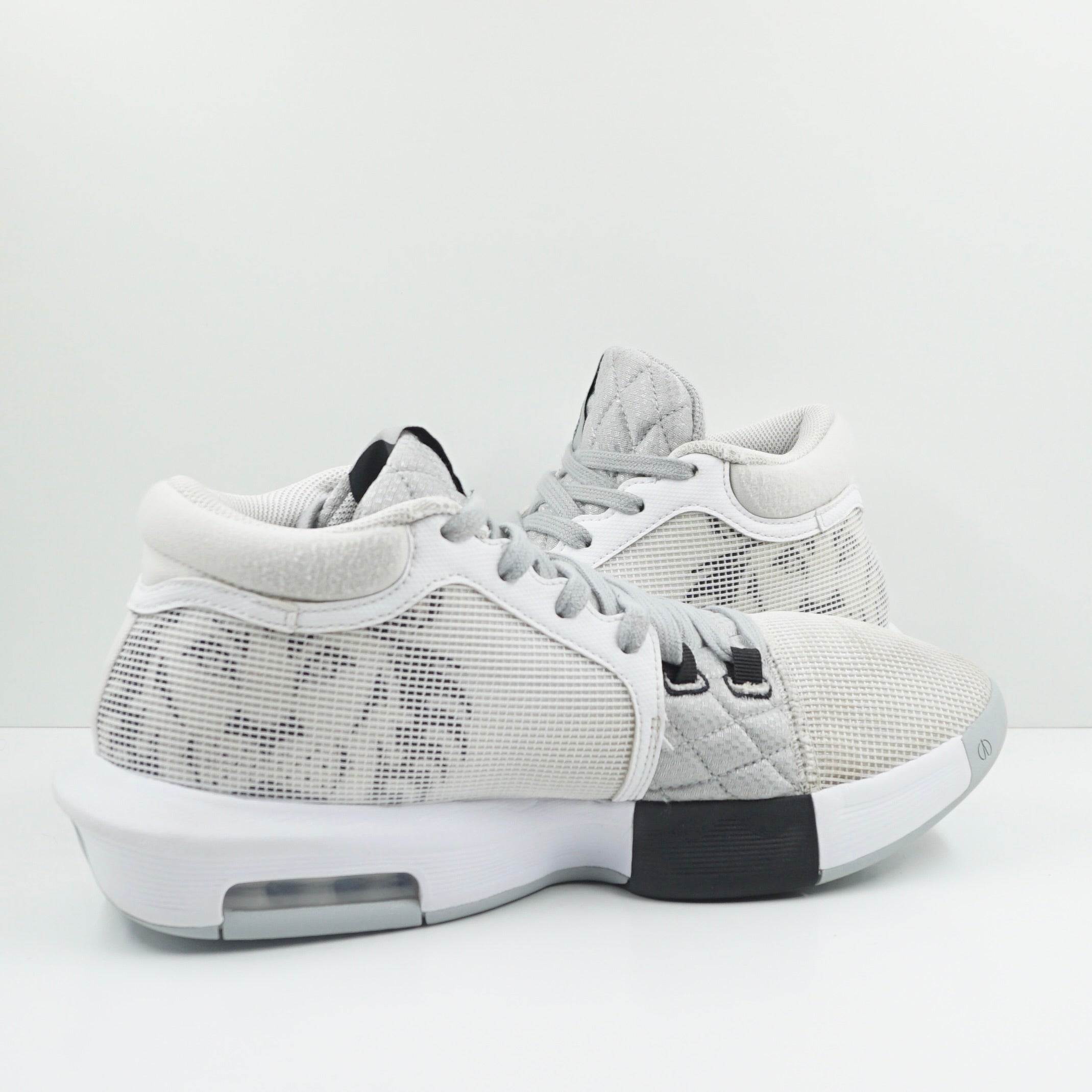 Nike LeBron Witness 8 White Light Smoke Grey