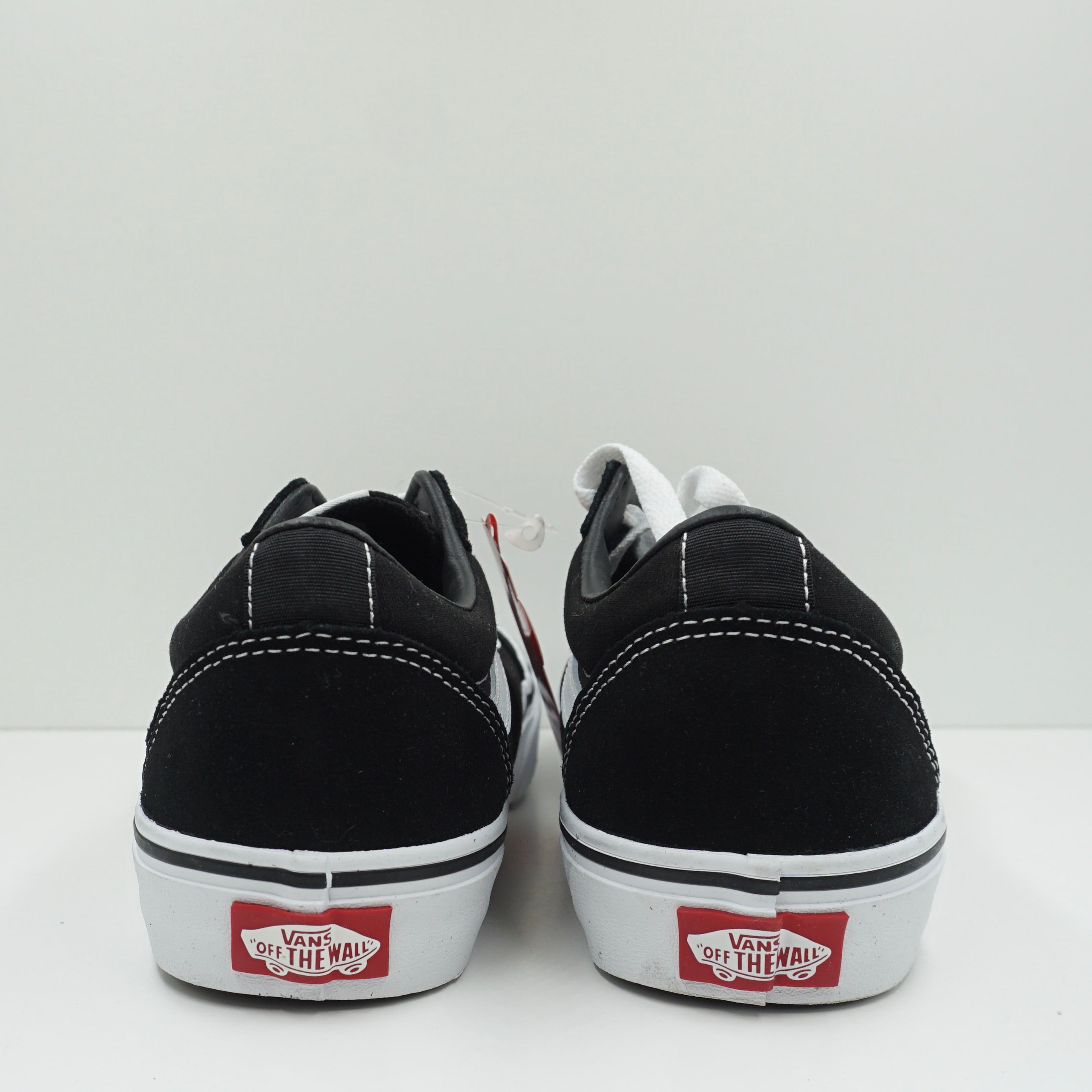 Vans Ward Jr Black White