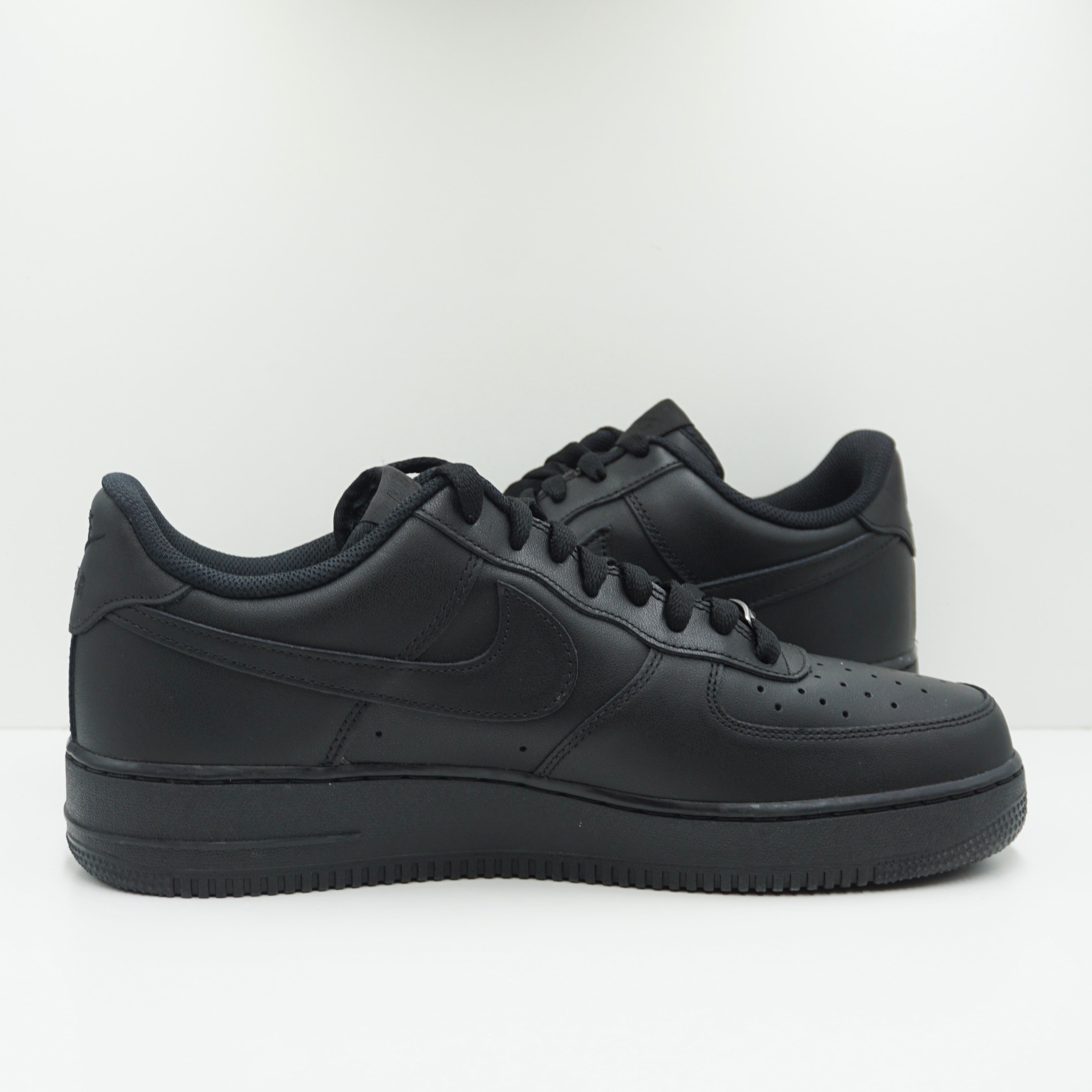 Nike Air Force 1 '07 Triple Black