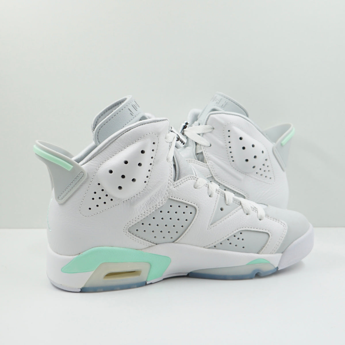 Jordan 6 Retro Mint Foam (W)