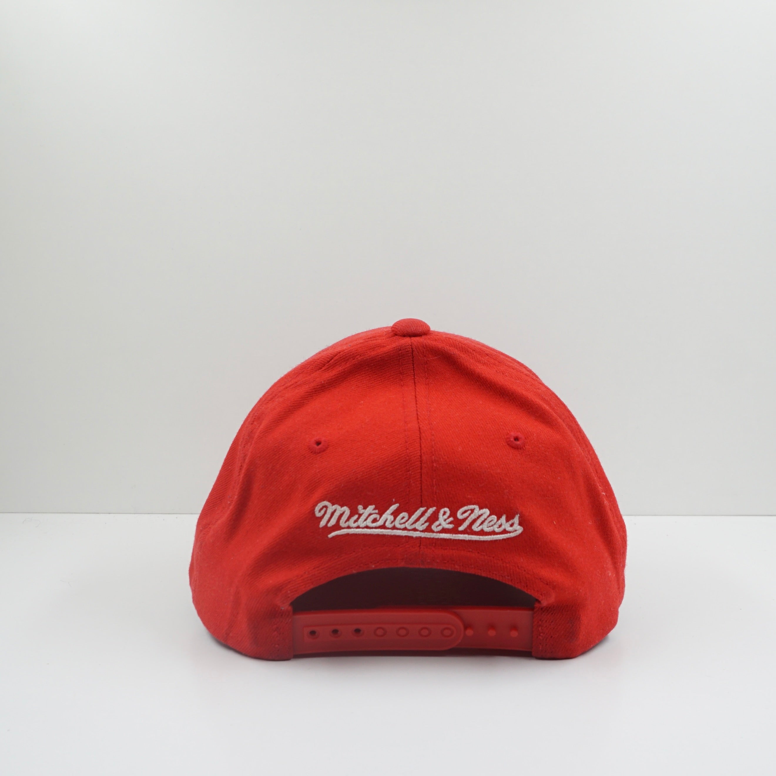 Mitchell & Ness Chicago Bulls Red Adjustable Cap