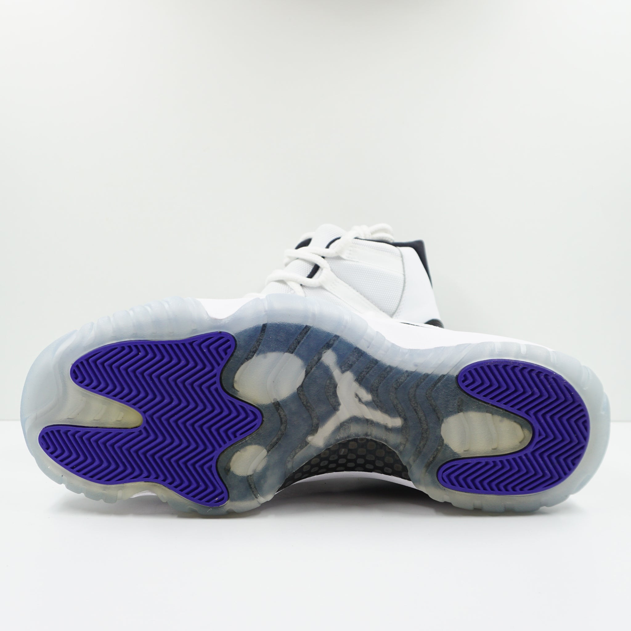 Jordan 11 concord bottom best sale