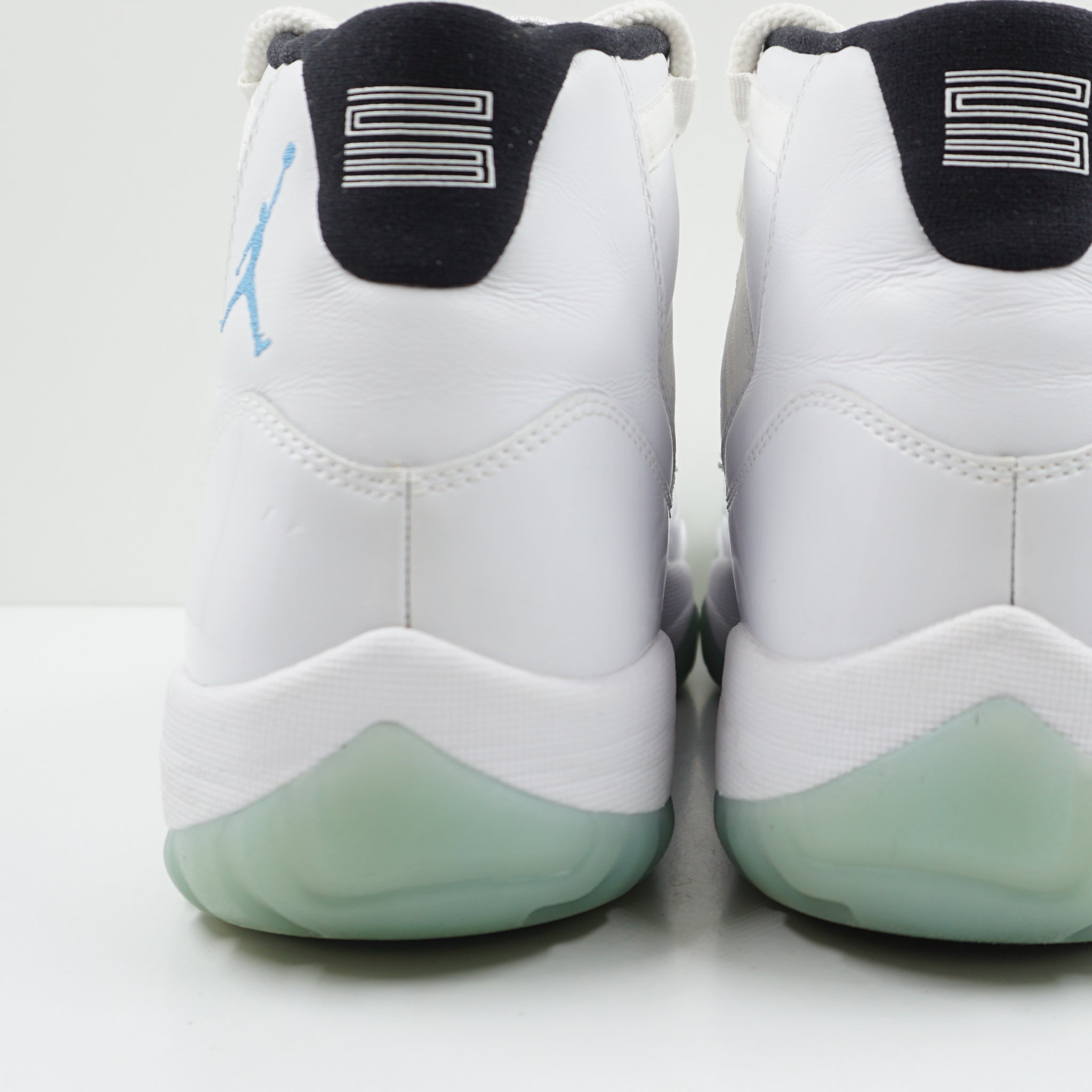 Jordan 11 Retro Legend Blue (2014)