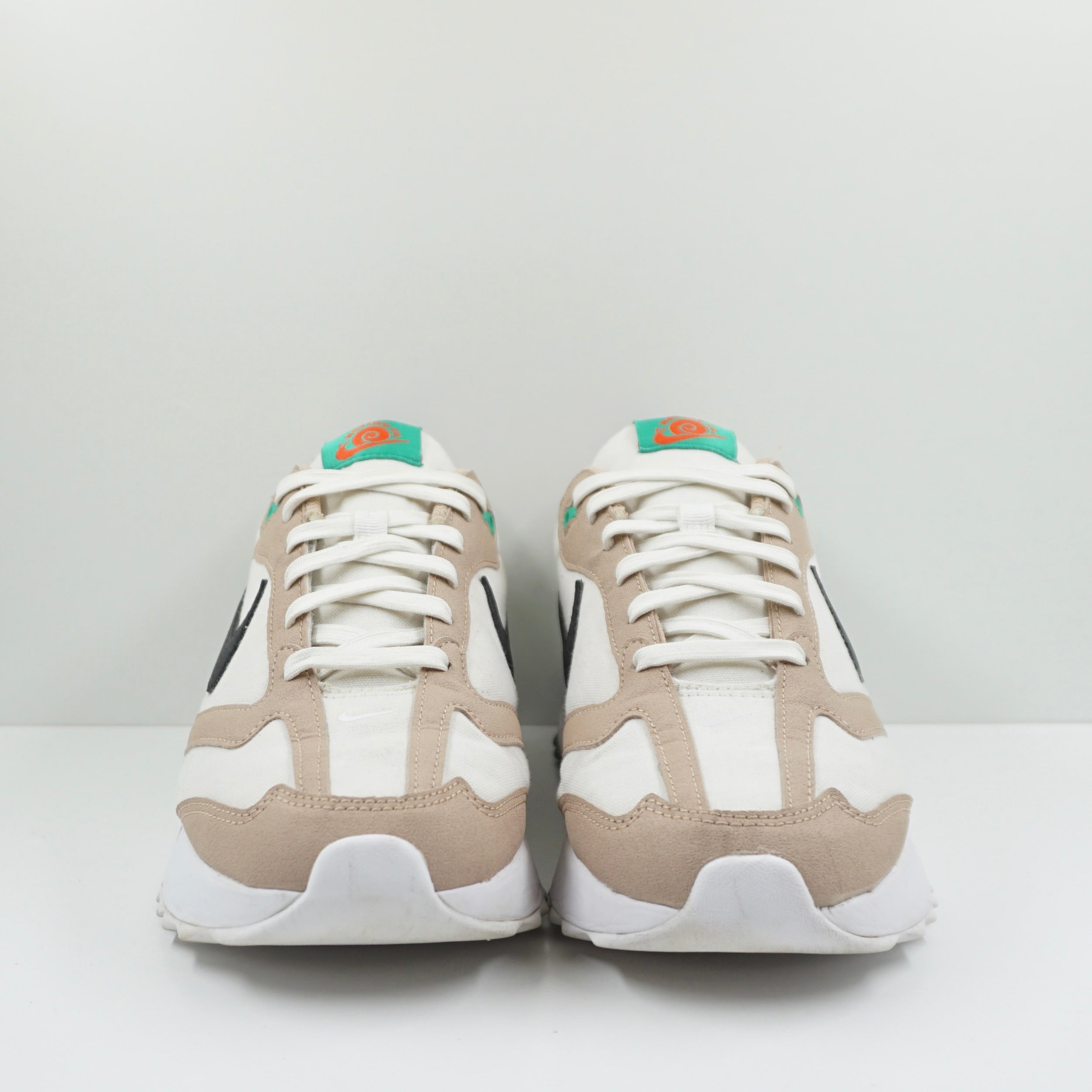 Nike Air Max Dawn SE Low Moving Company