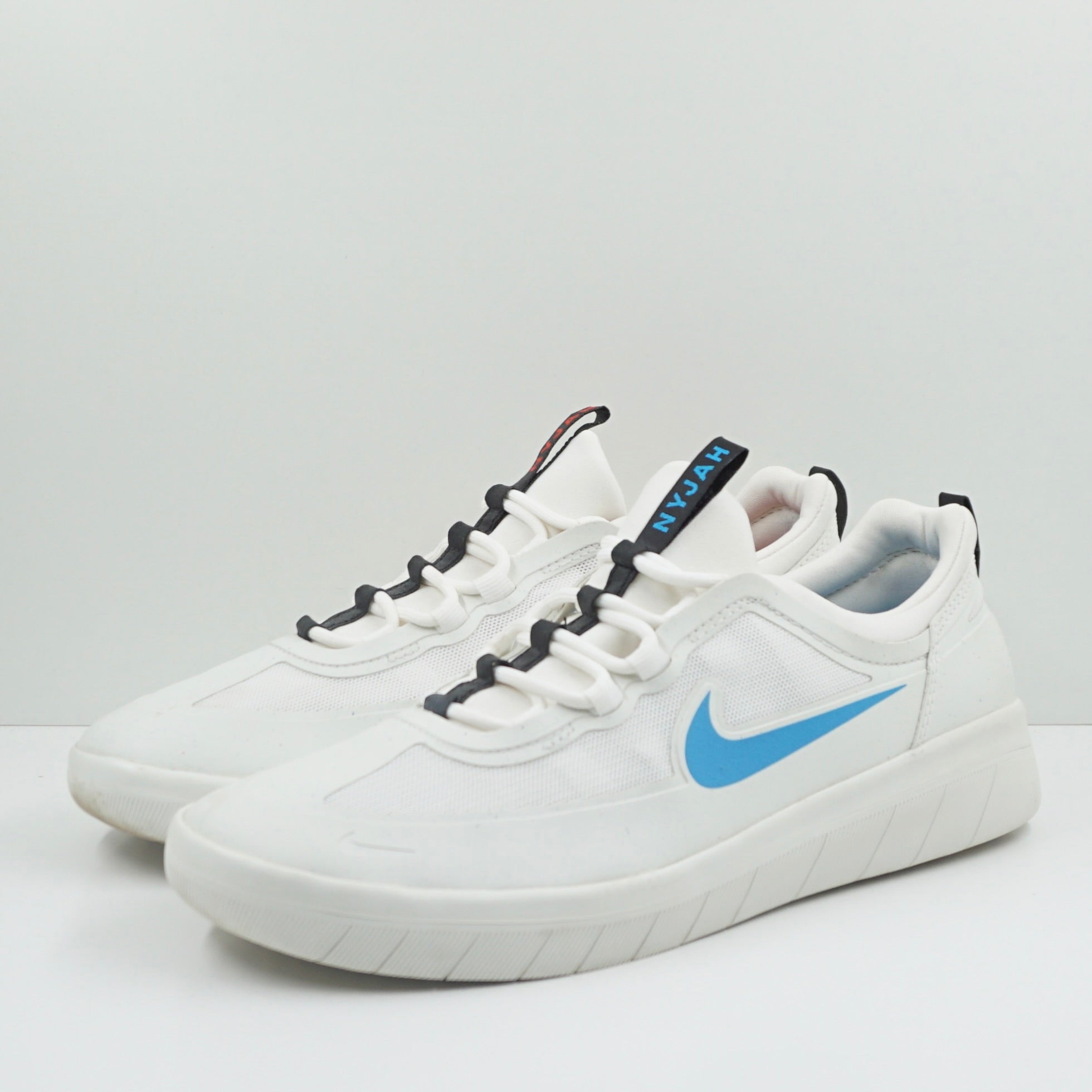 Nike SB Nyjah Free 2 Summit White Chile Red