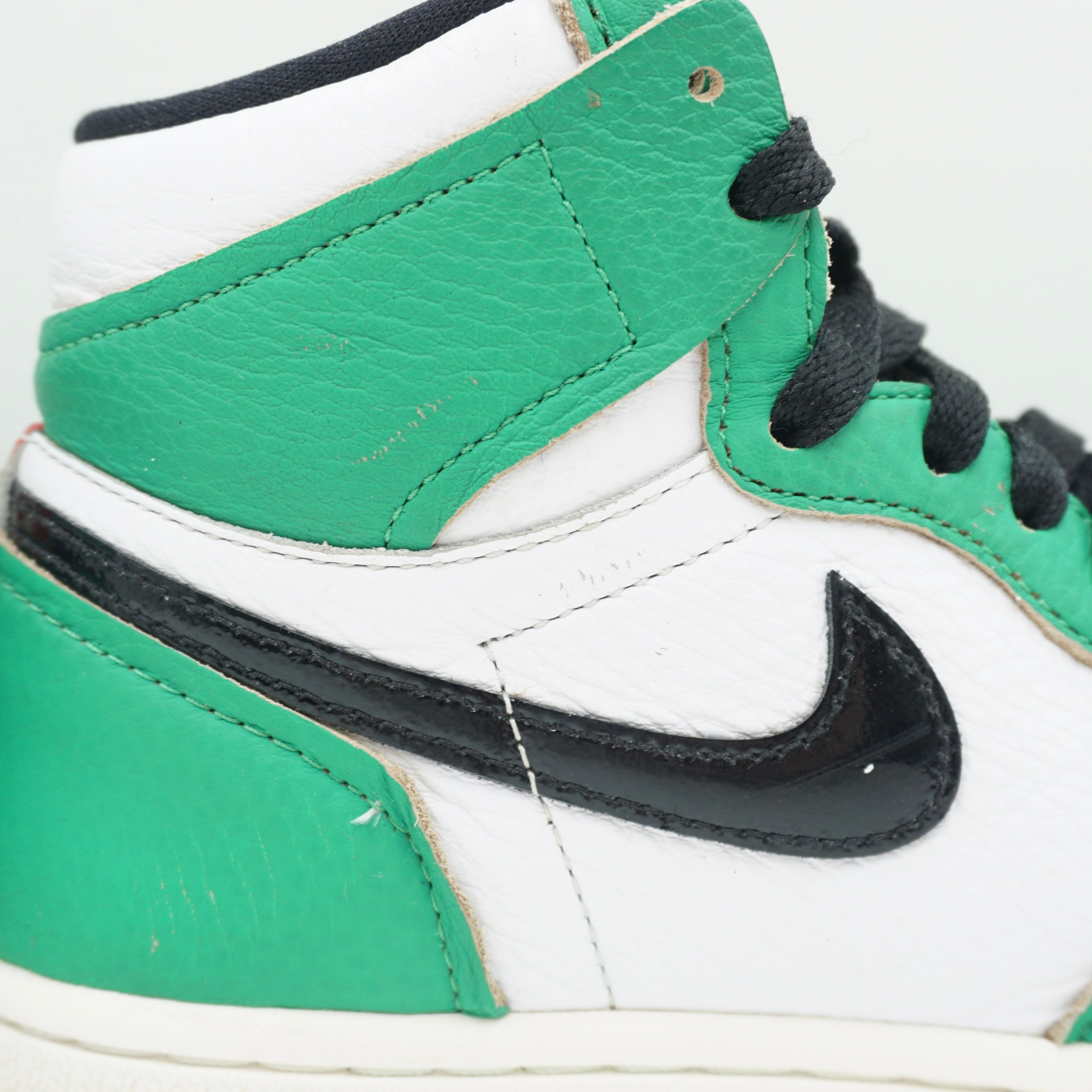 Jordan 1 Retro High Lucky Green (W)