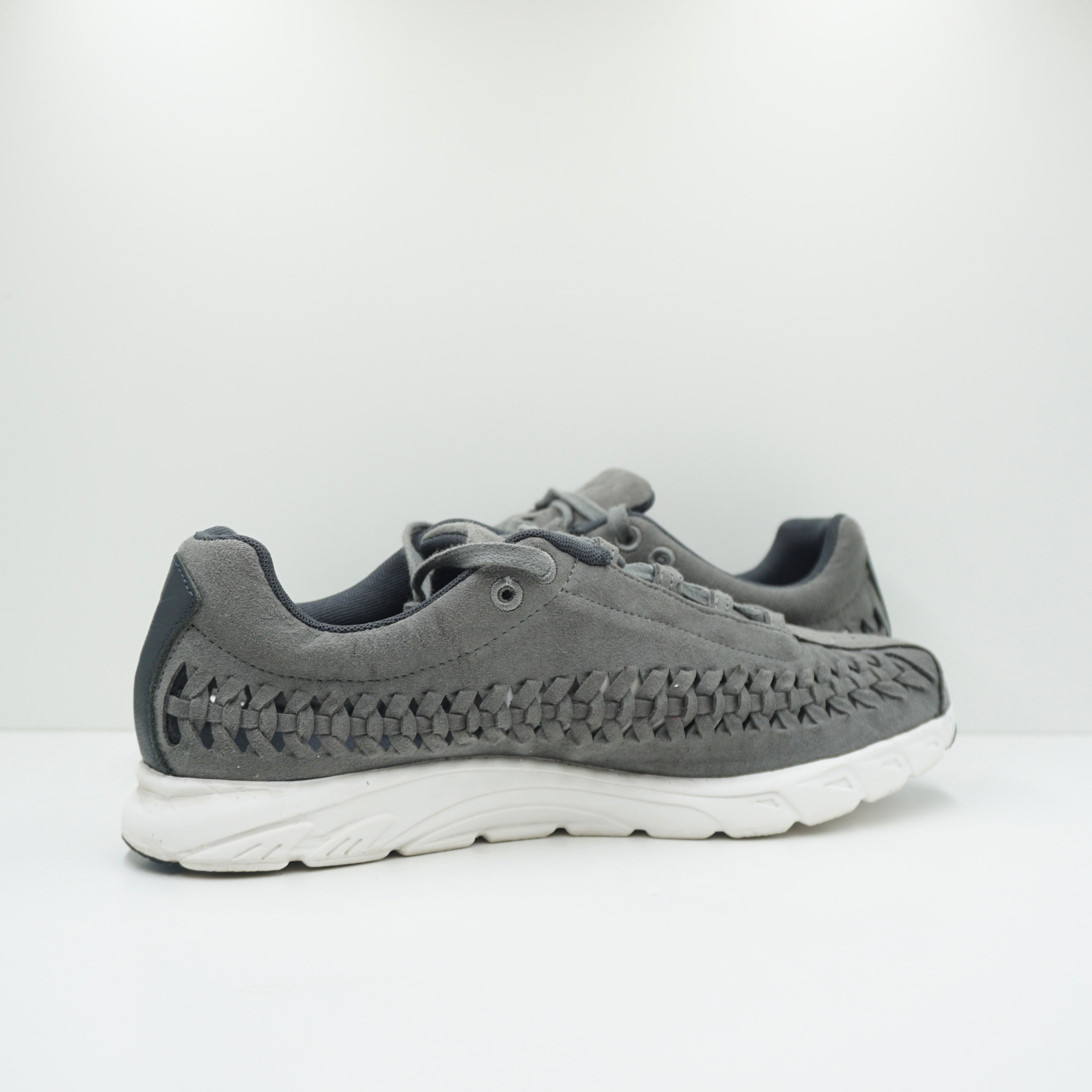 Nike Mayfly Woven Tumbled Grey