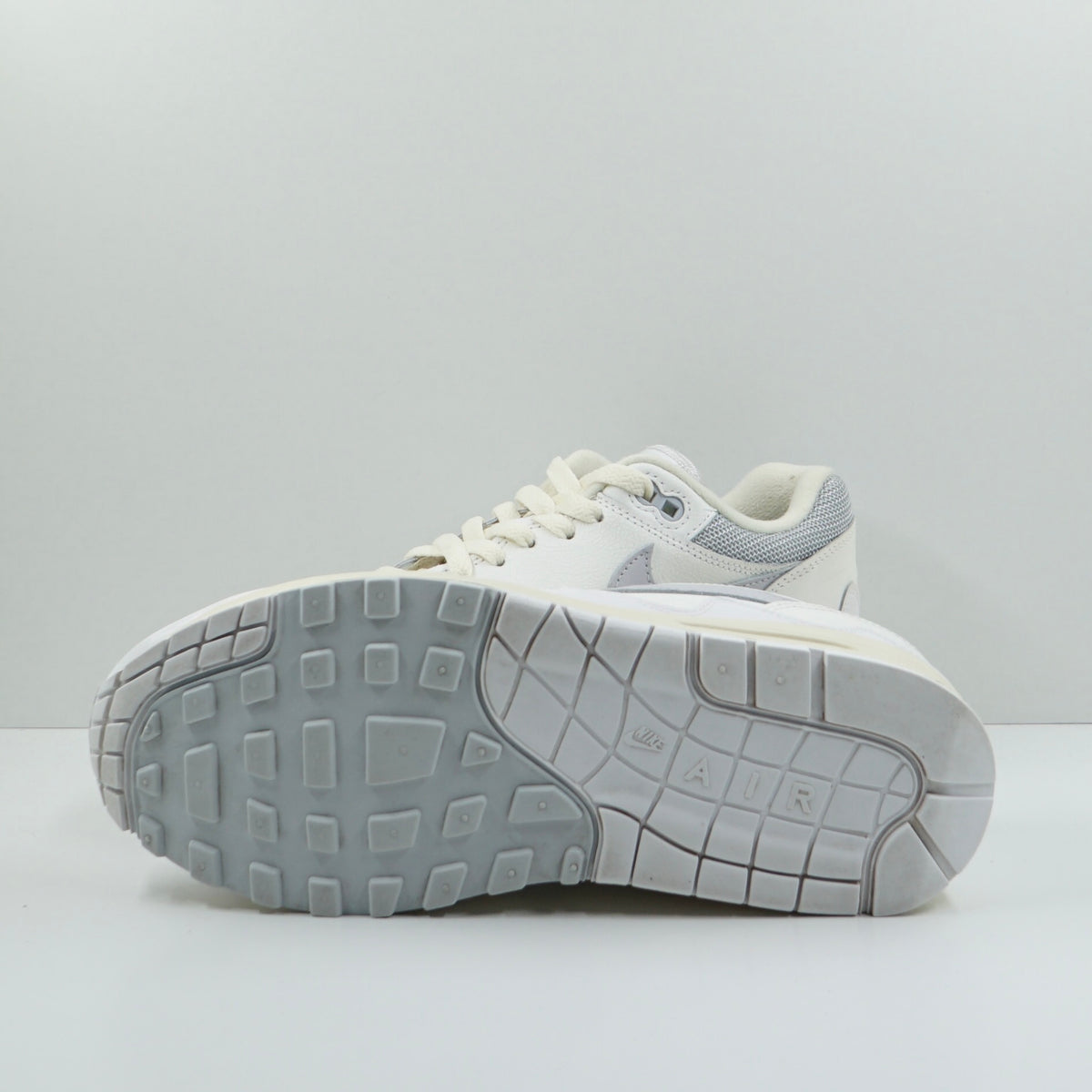 Nike Air Max 1 Patta Waves White