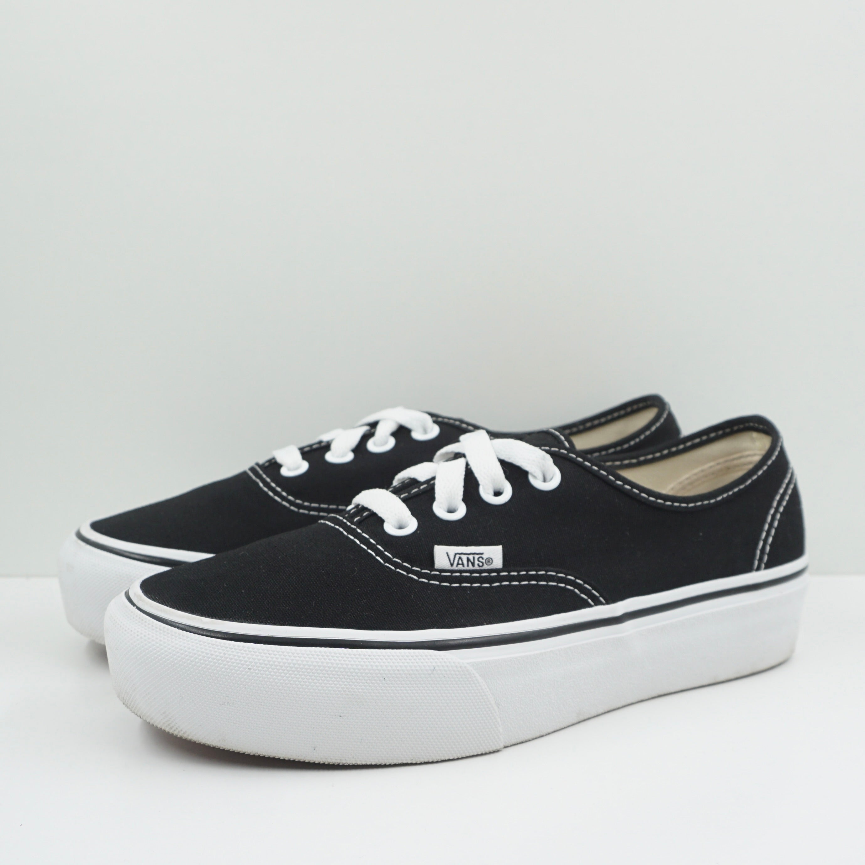Vans Authentic Platform Black White
