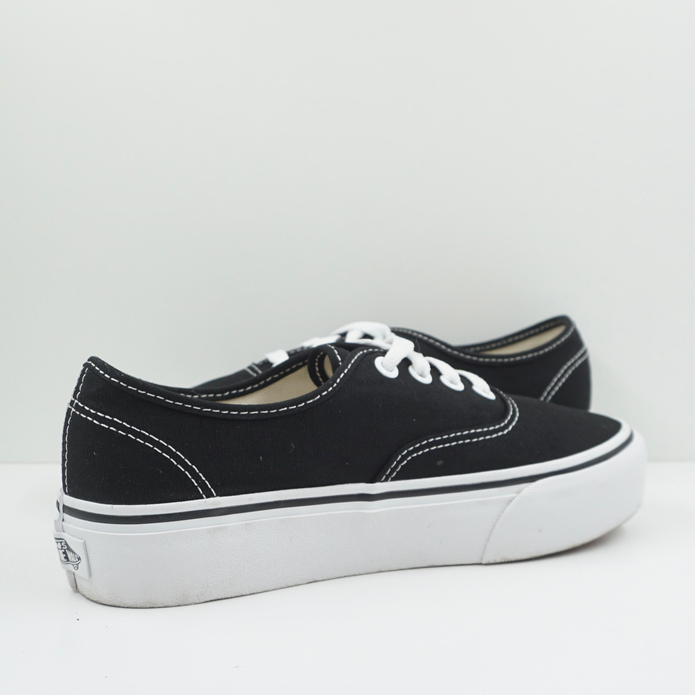 Vans Authentic Platform Black White