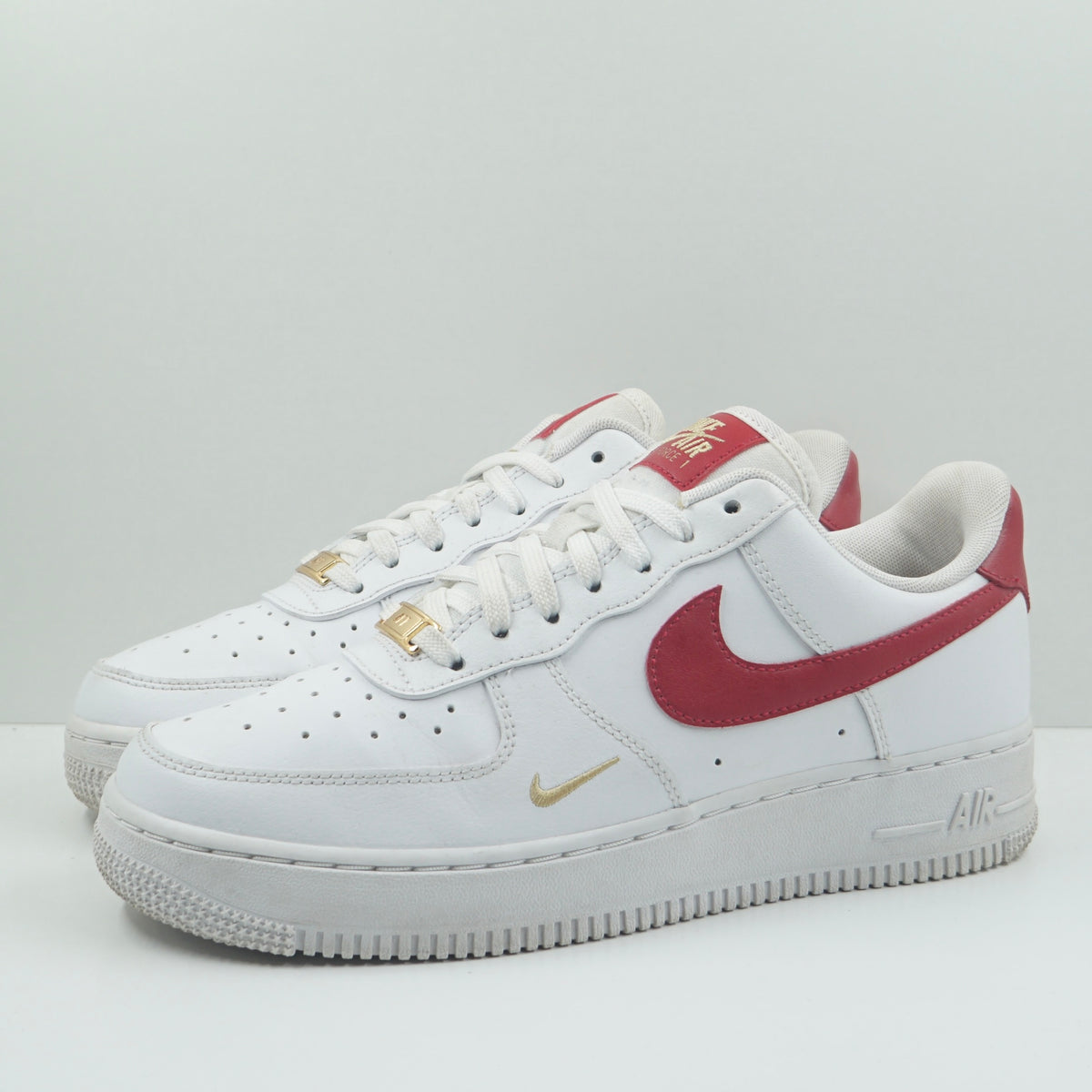Nike Air Force 1 Low Essential Gym Red Mini Swoosh (W)