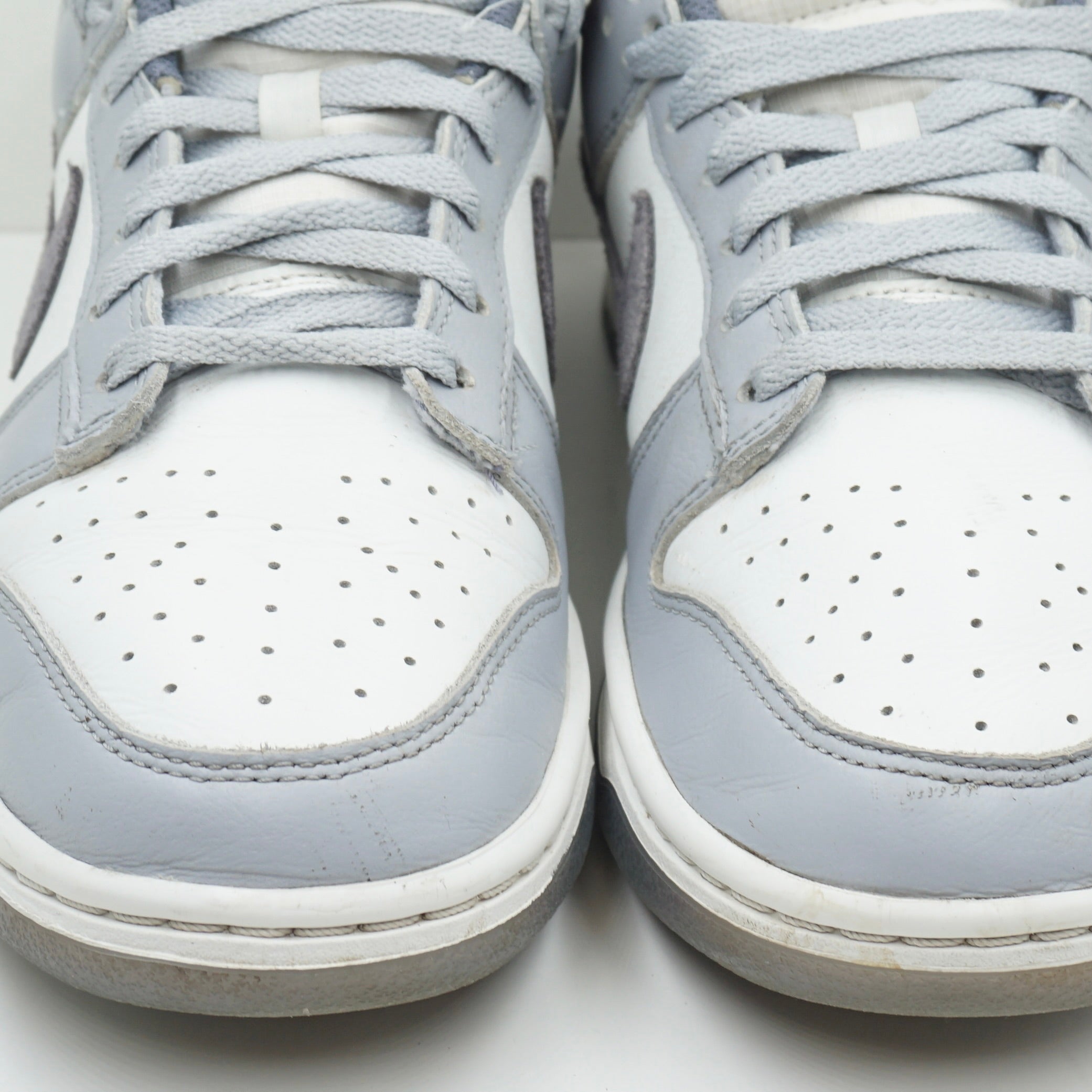 Nike Dunk Low SE Light Carbon