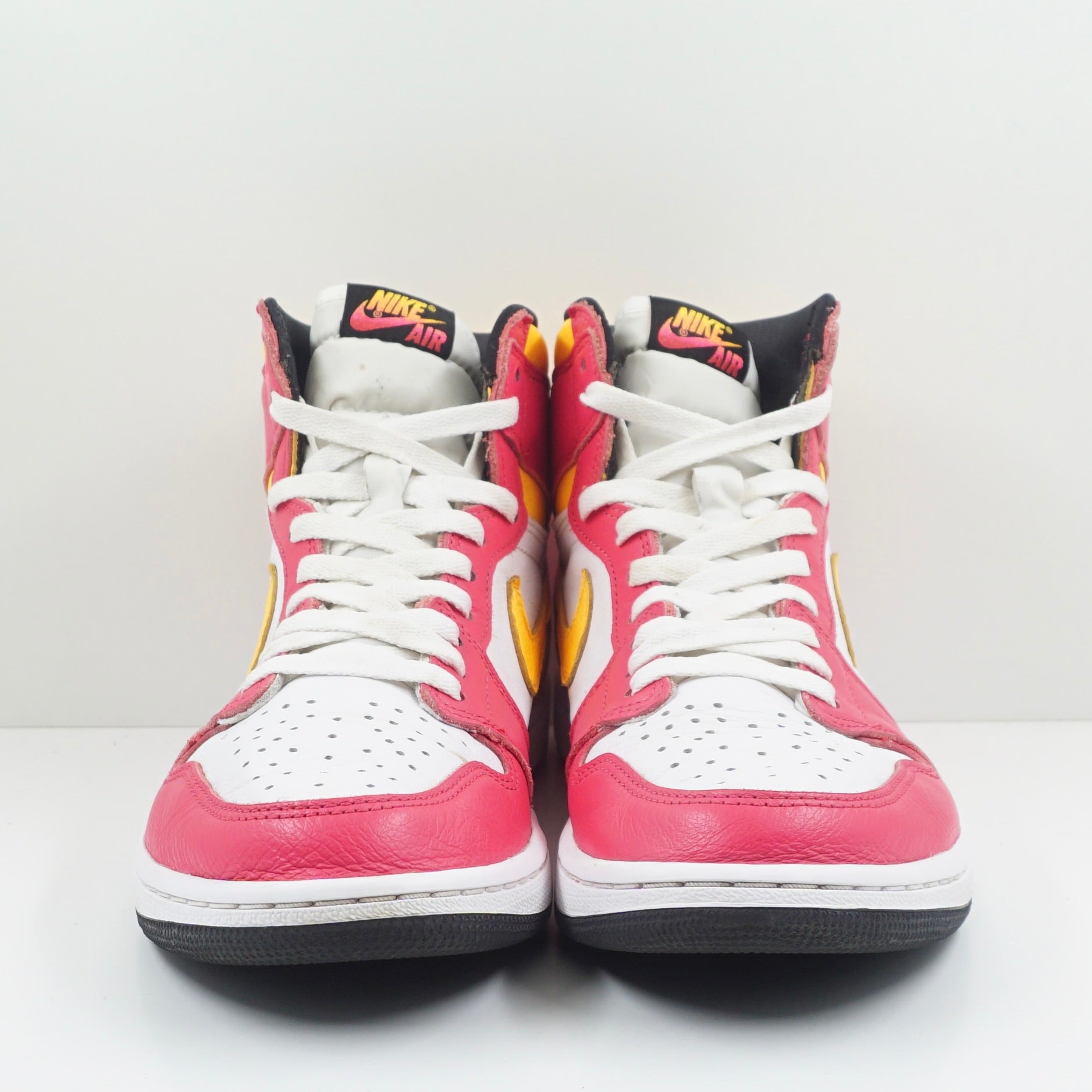Jordan 1 Retro High OG Light Fusion Red