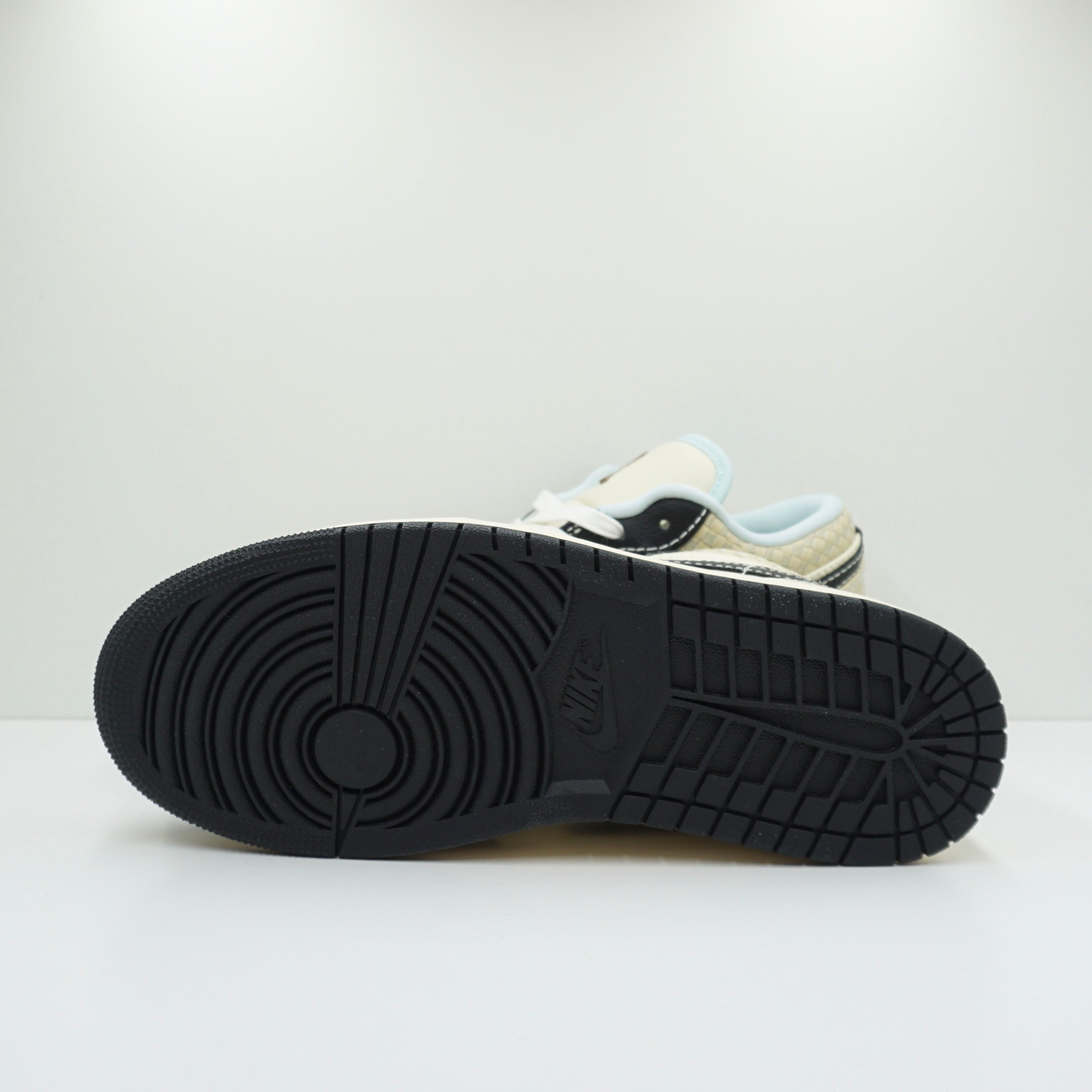 Jordan 1 Low SE Coconut Milk Black Muslin
