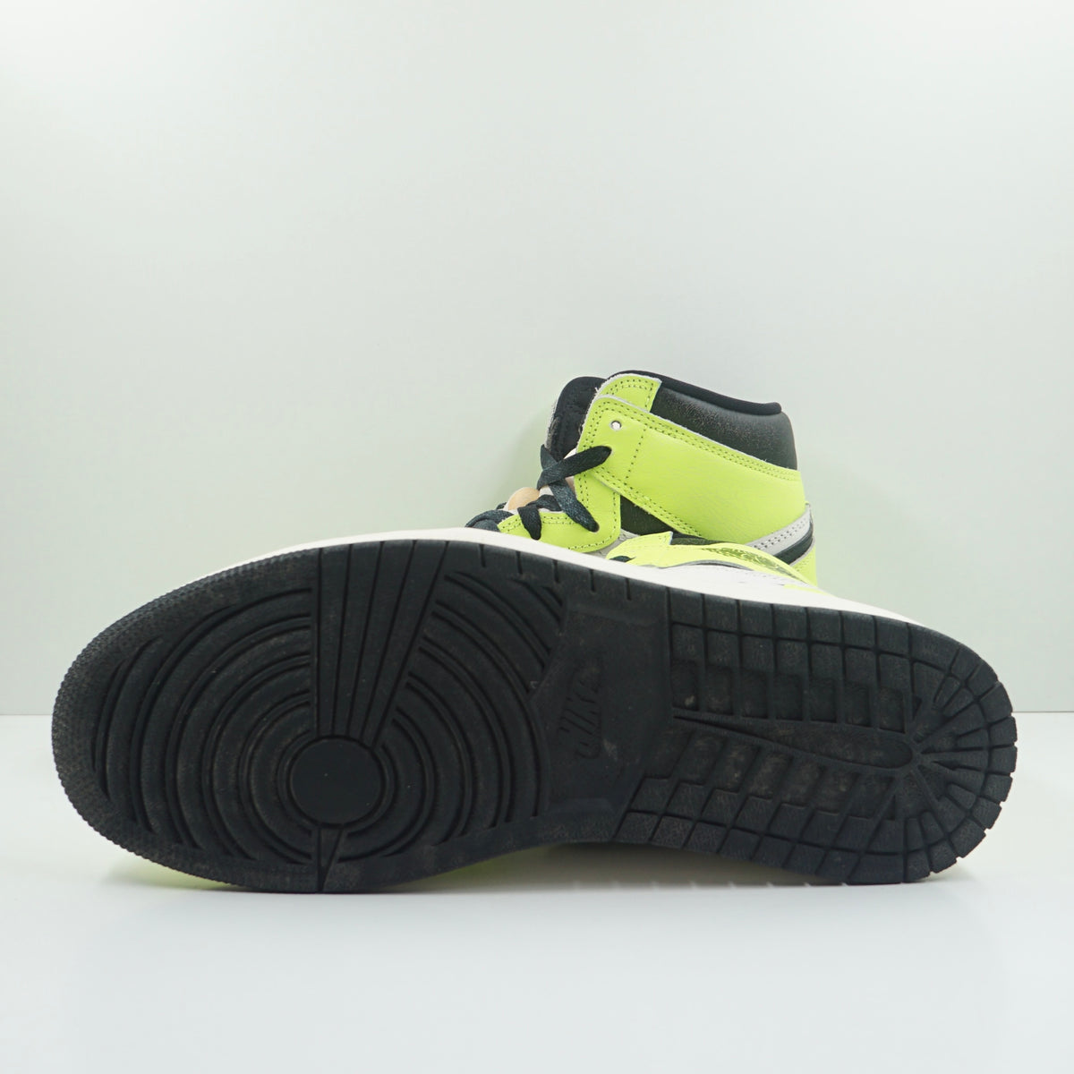 Jordan 1 Retro High OG Visionaire