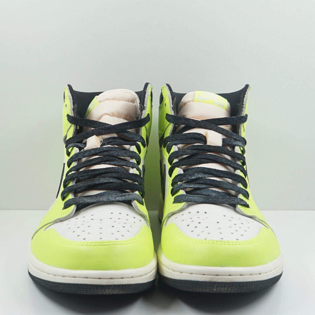 Jordan 1 Retro High OG Visionaire