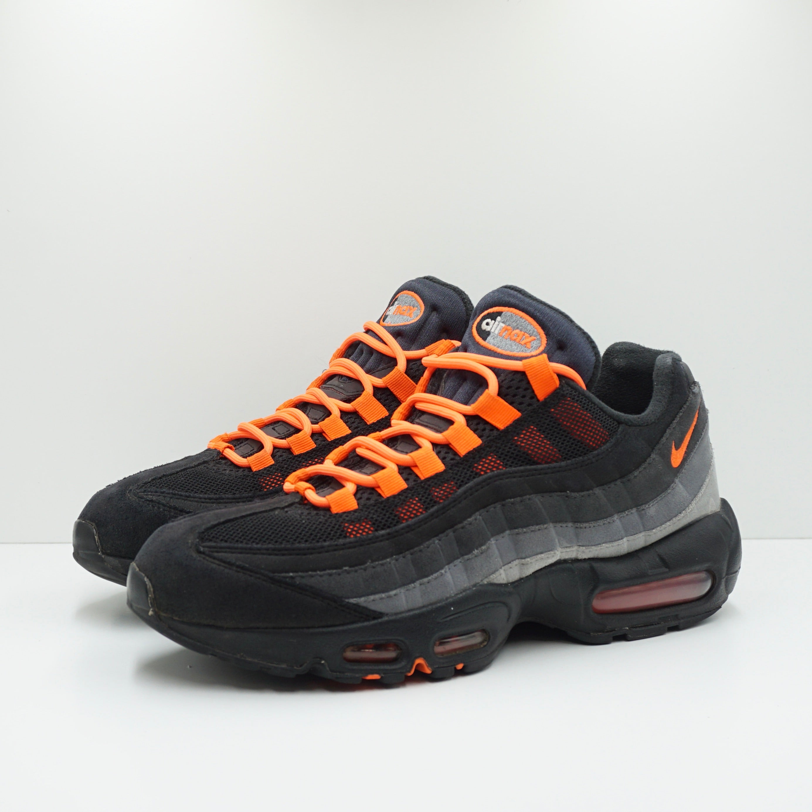 Nike Air Max 95 Black Hyper Crimson